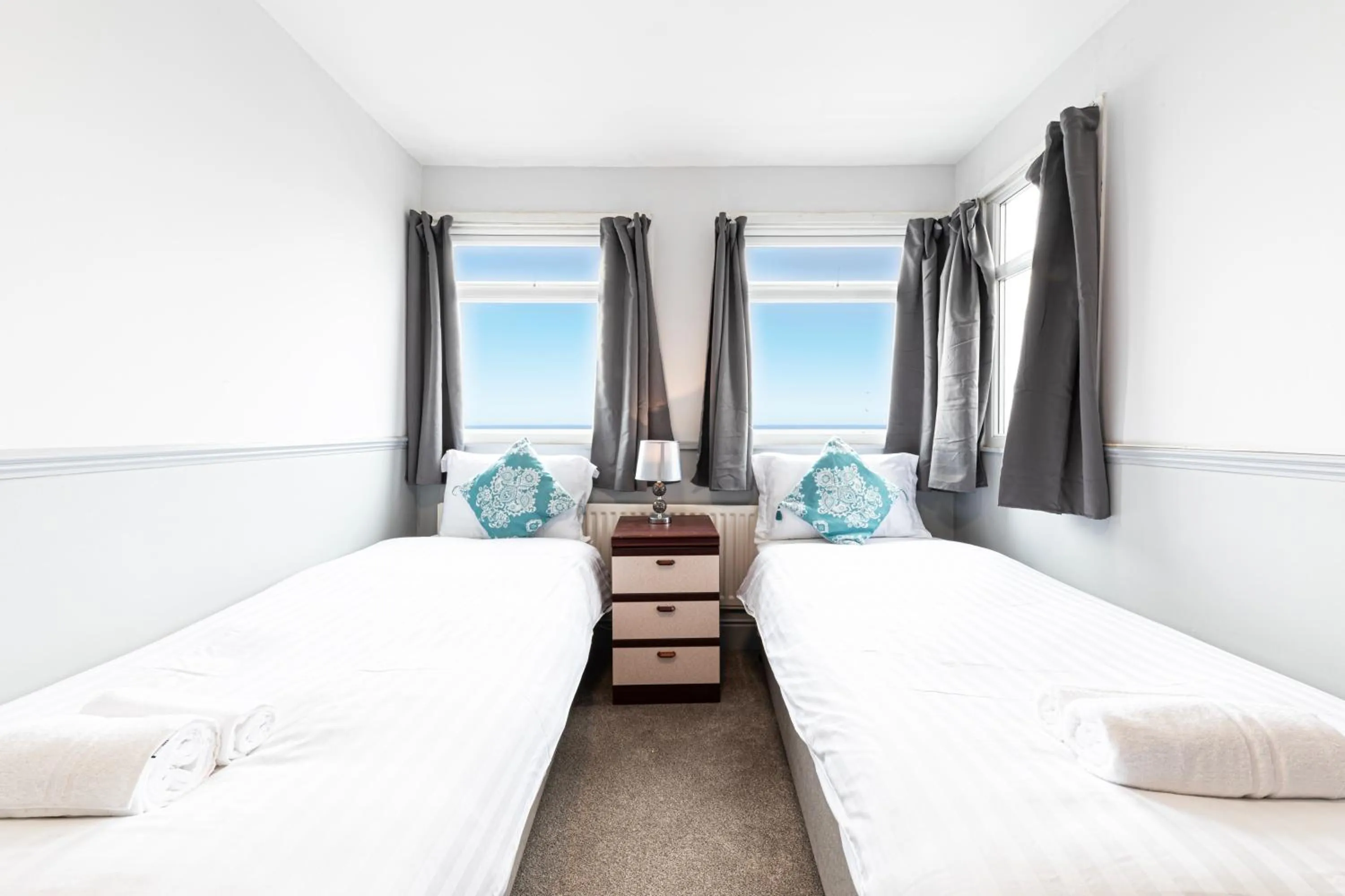 Bed in The Manor Hotel