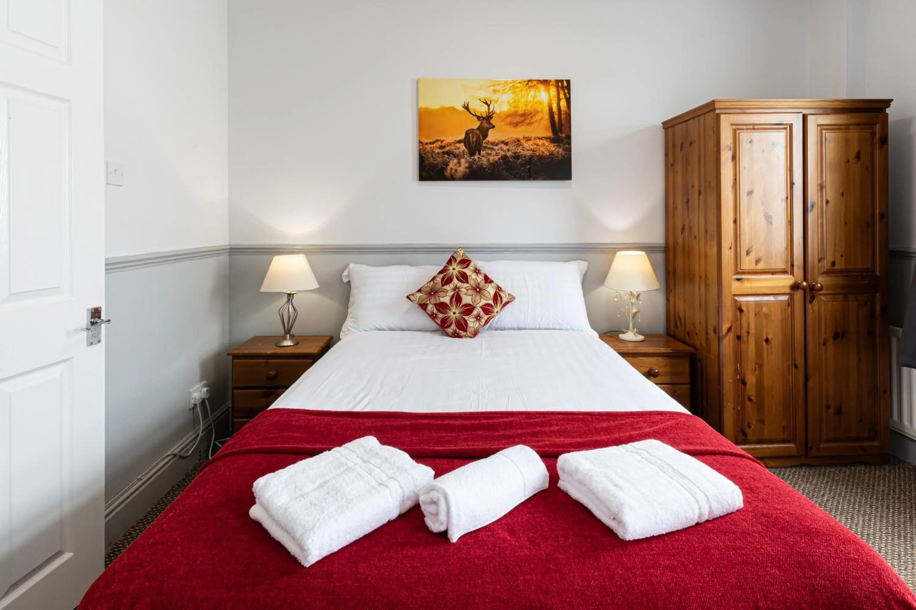 Bed in The Manor Hotel