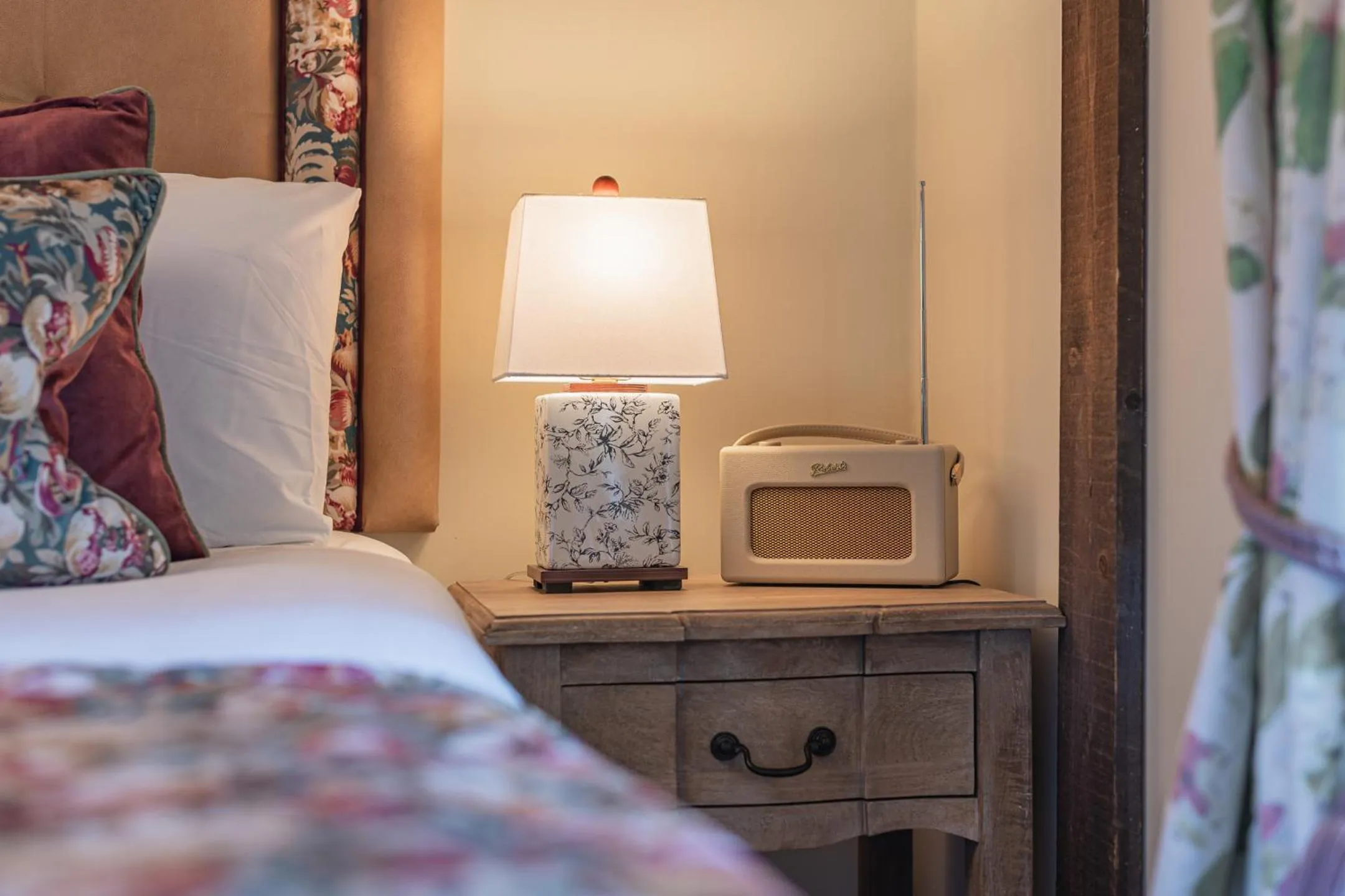 Bed in The King William IV - The Coaching Inn Group