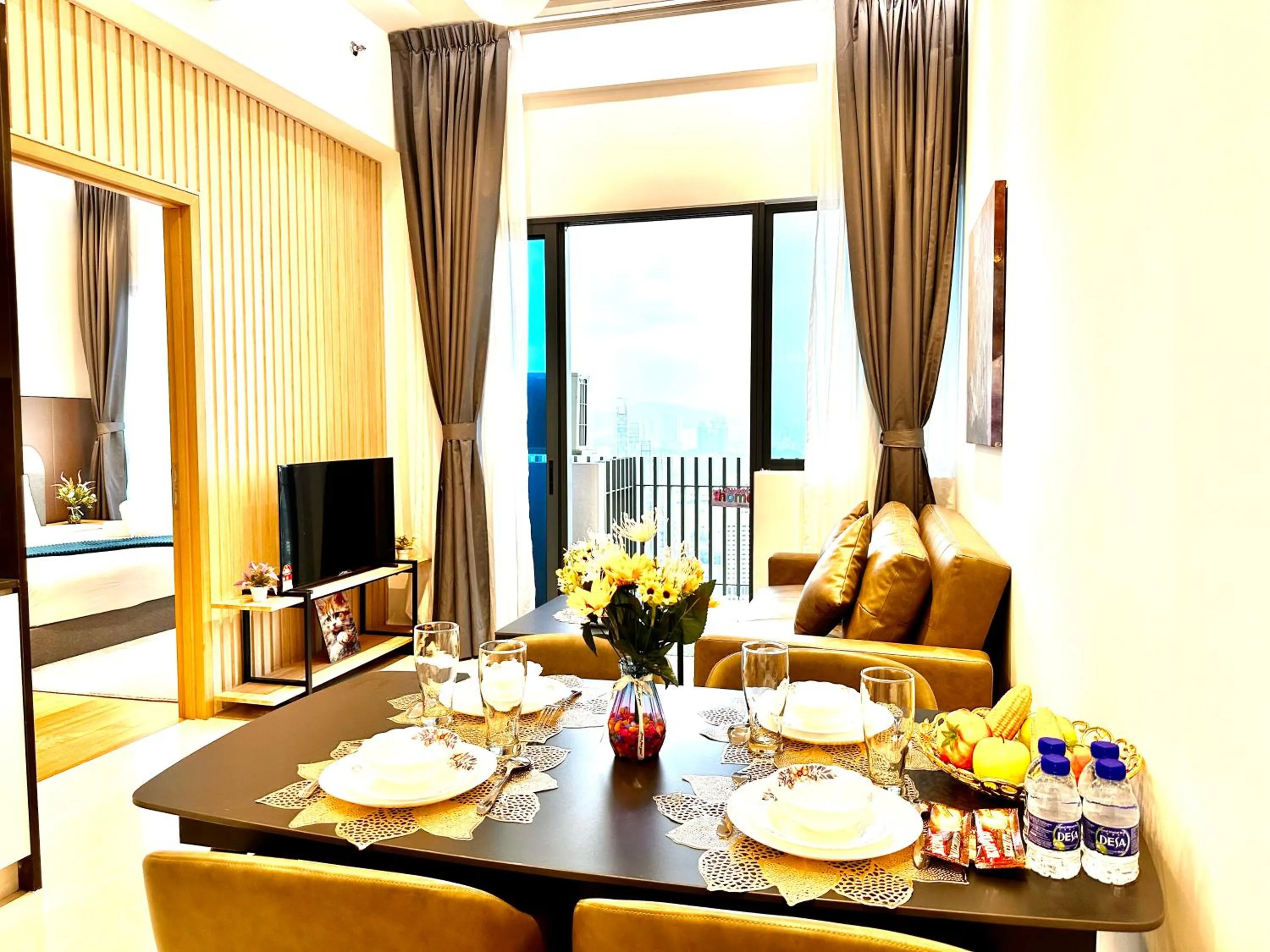 Living room in The Luxe Colony KLCC By AZHA