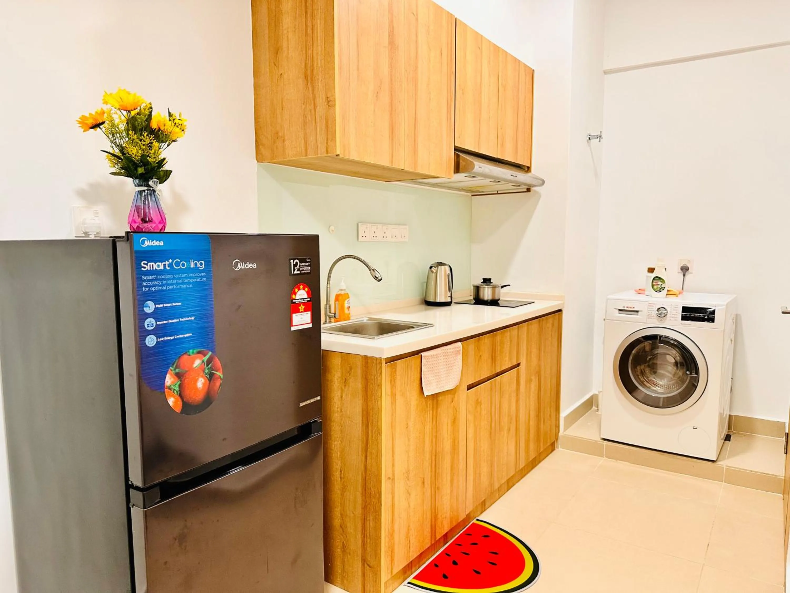 Kitchen or kitchenette in The Luxe Colony KLCC By AZHA