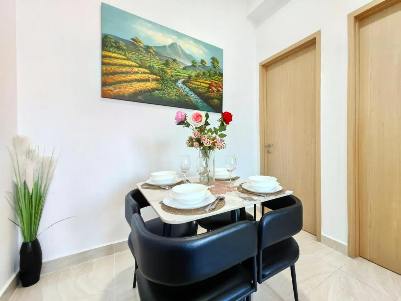 Living room in The Luxe Colony KLCC By AZHA