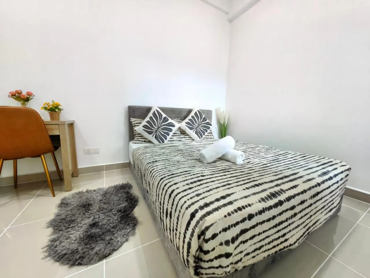 Bed in The Luxe Colony KLCC By AZHA