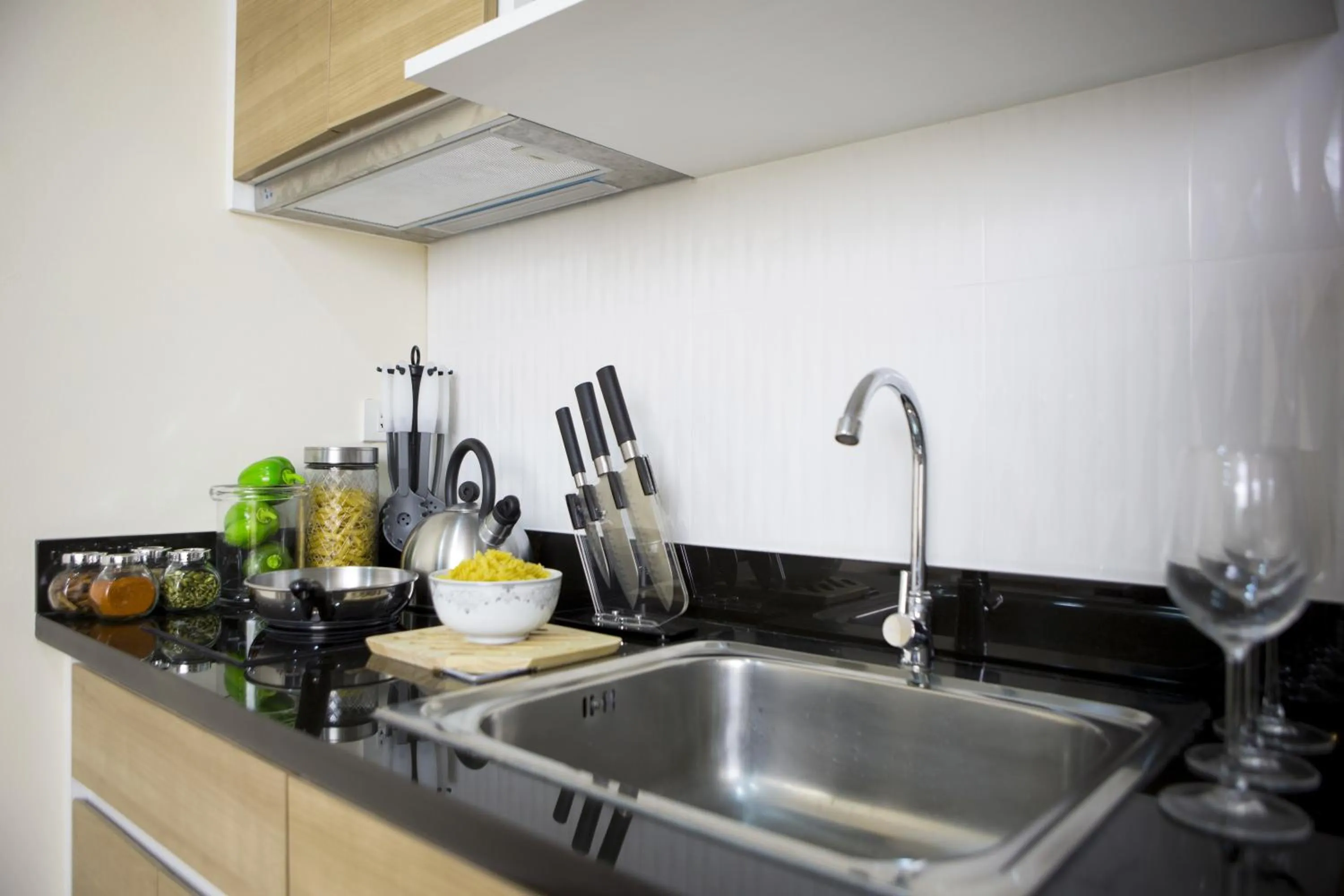 Kitchen or kitchenette in BBG Seaside Luxurious Service Apartment