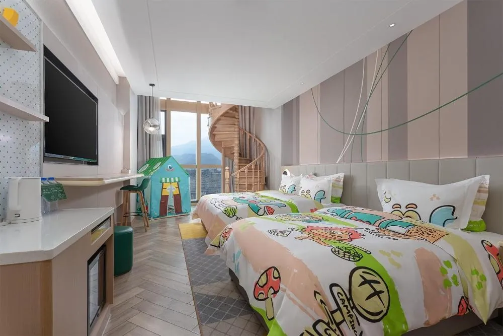 Bed in Holiday Inn Dujiangyan Ancient Town by IHG