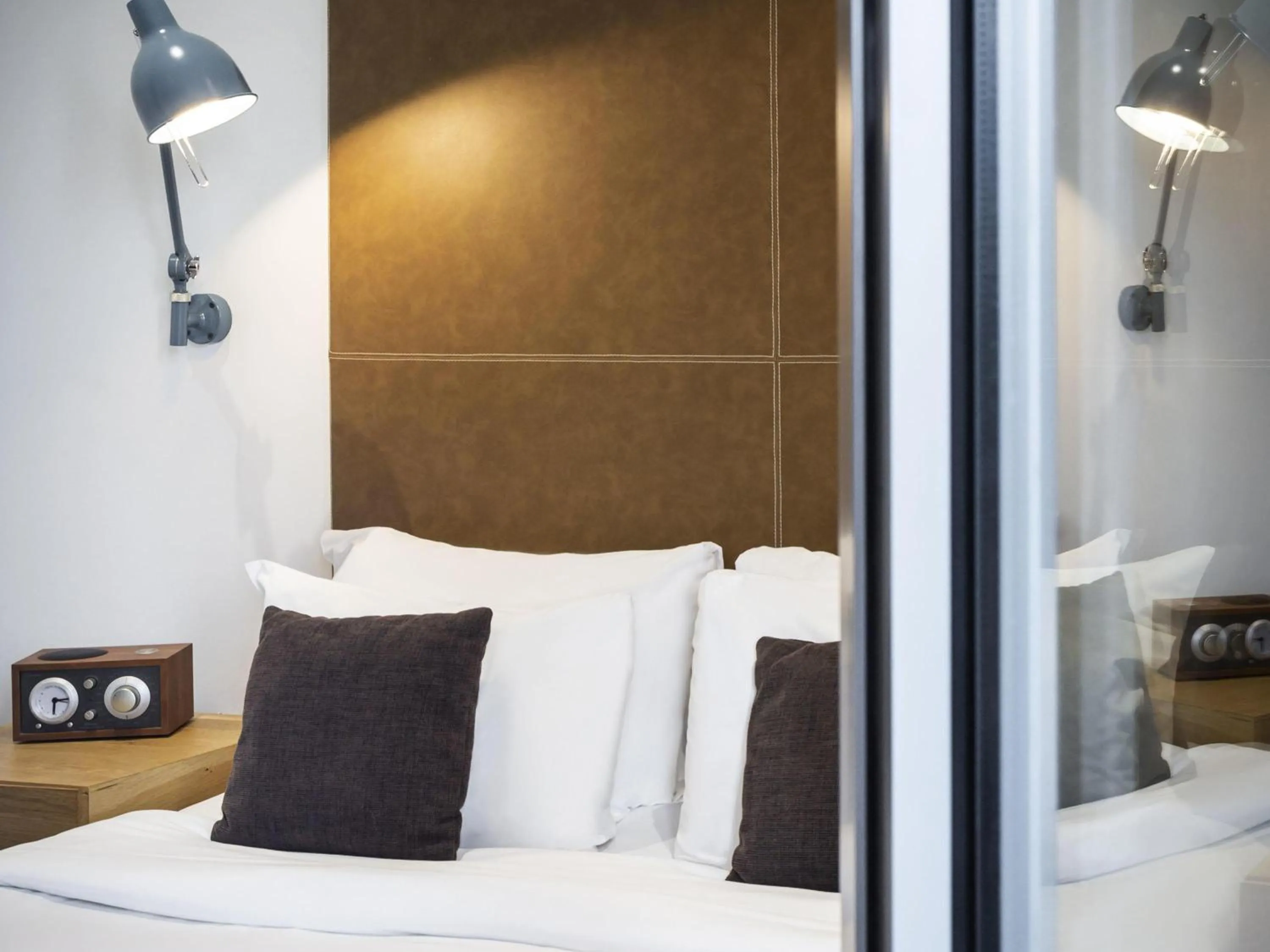 Bedroom, Bed in Aparthotel Adagio London Brentford