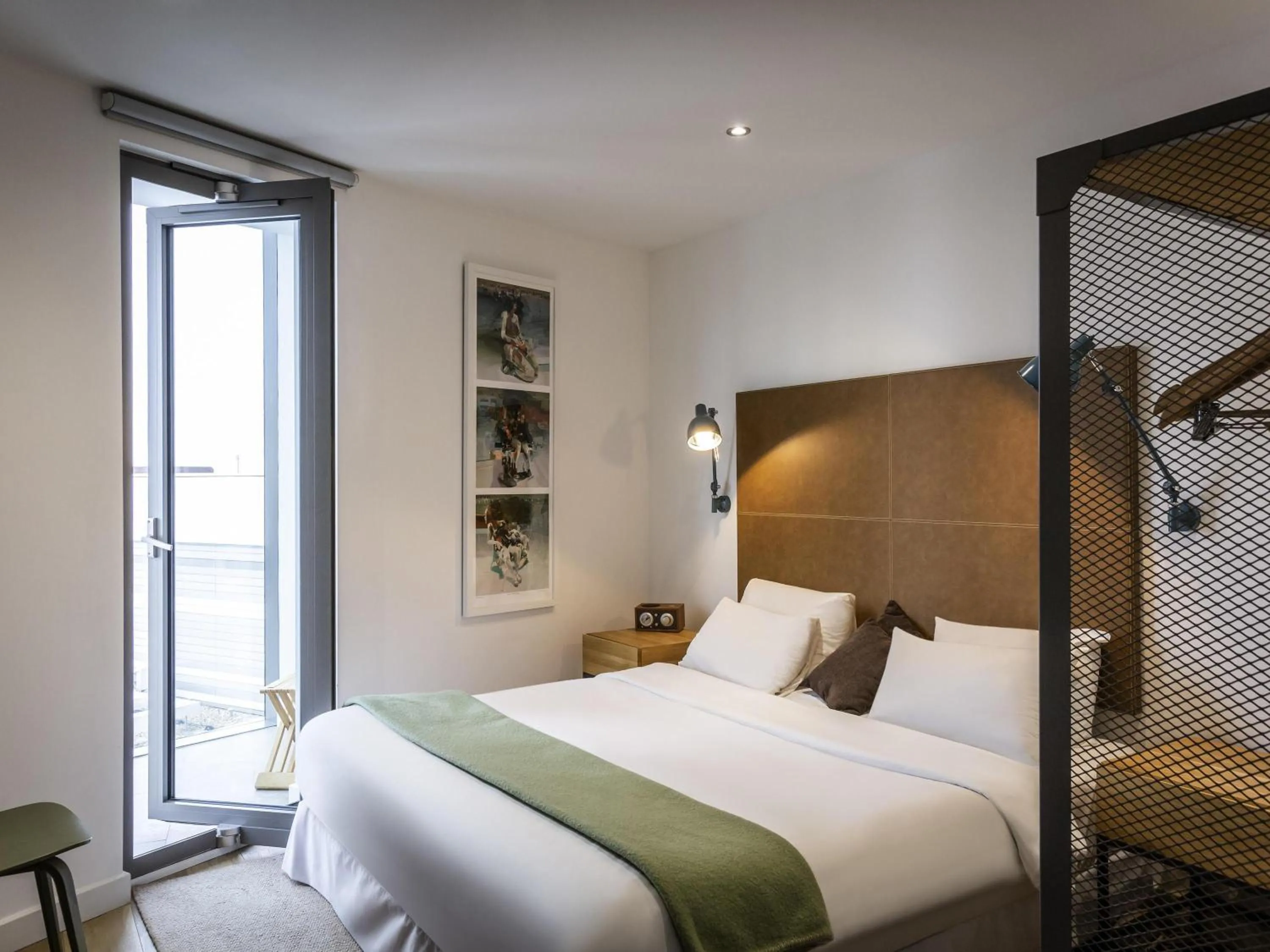 Bedroom, Bed in Aparthotel Adagio London Brentford