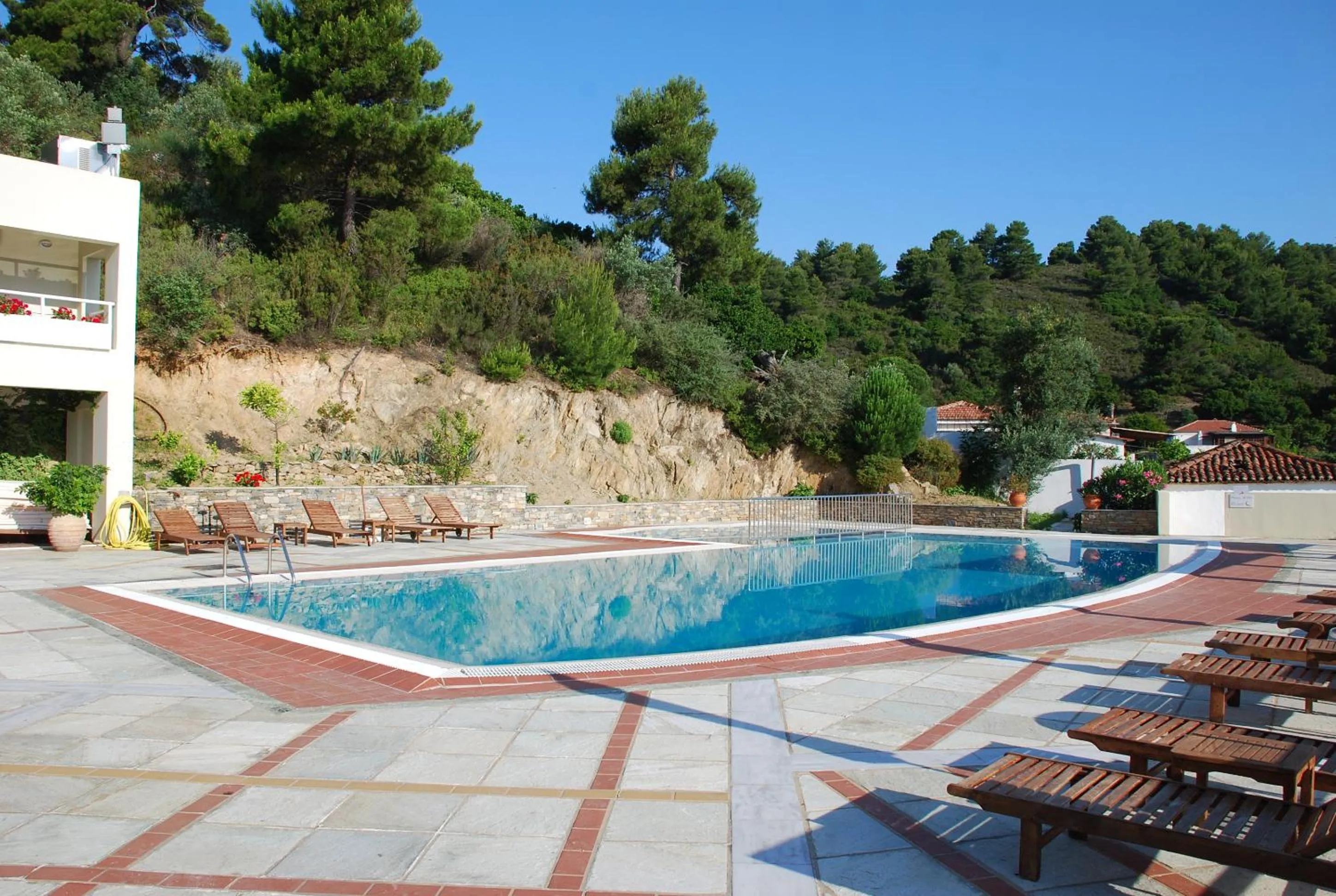 Swimming pool in Kanapitsa Mare Hotel