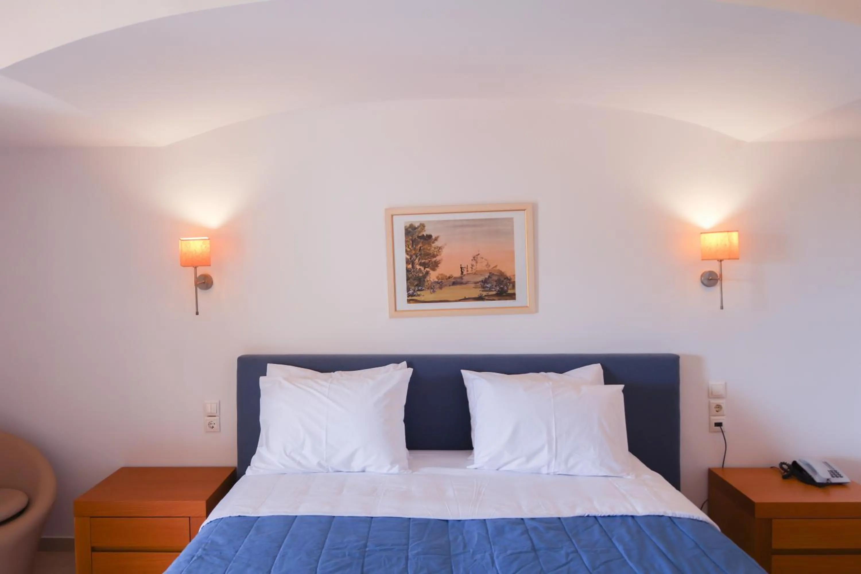 Bedroom in Kanapitsa Mare Hotel