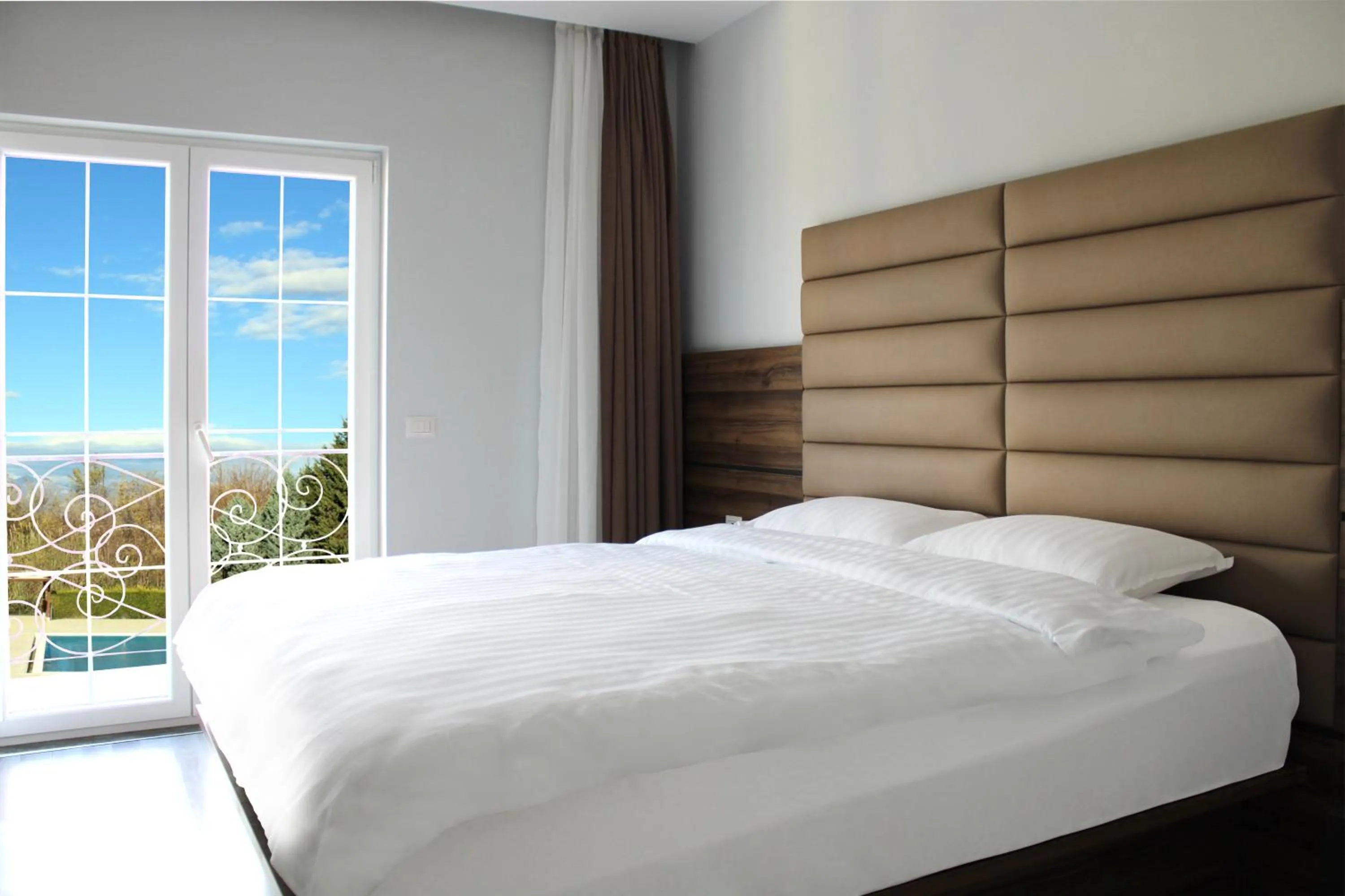 Bed in Gardenland Resort