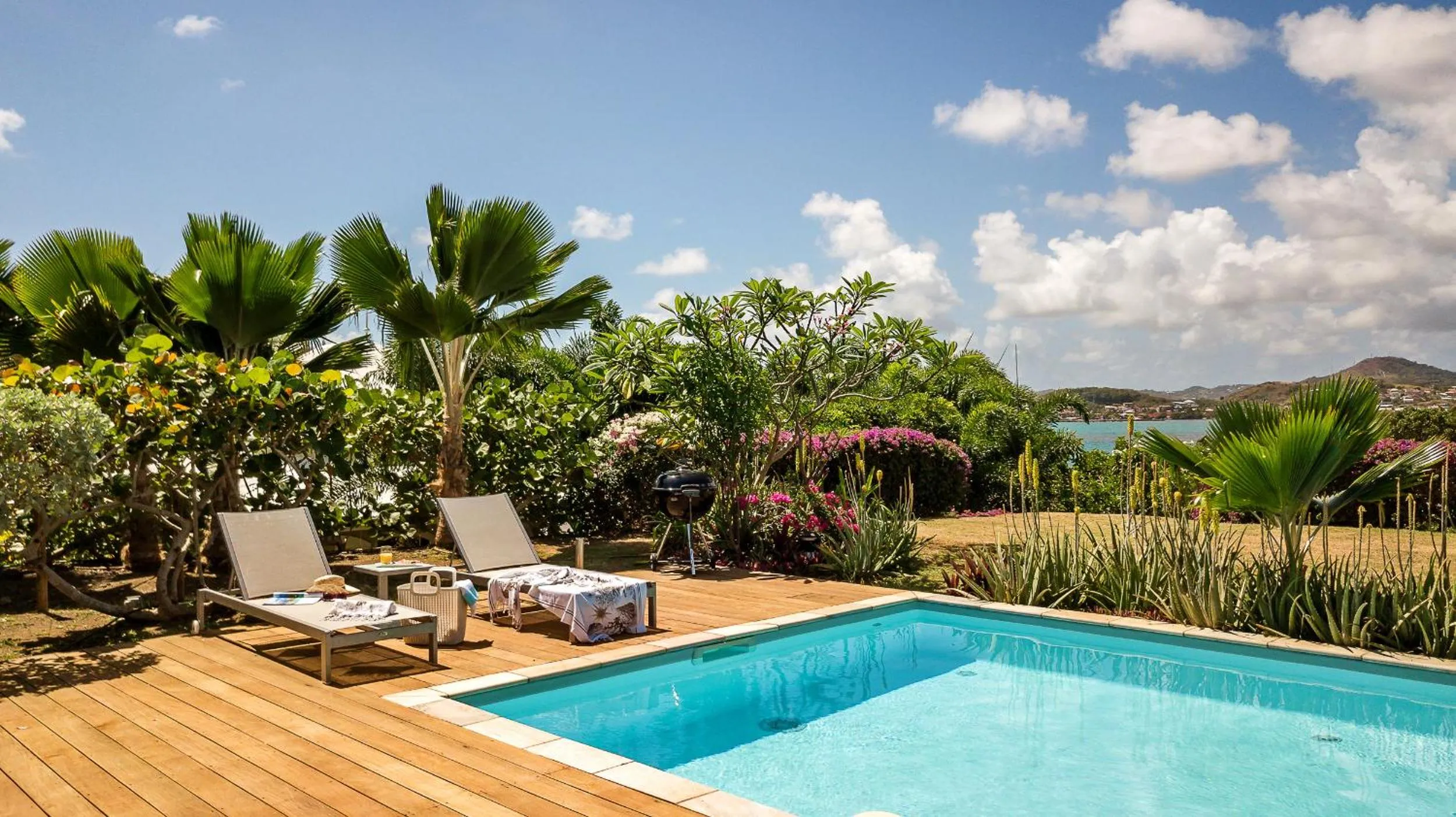 Pool view in Villas Palm