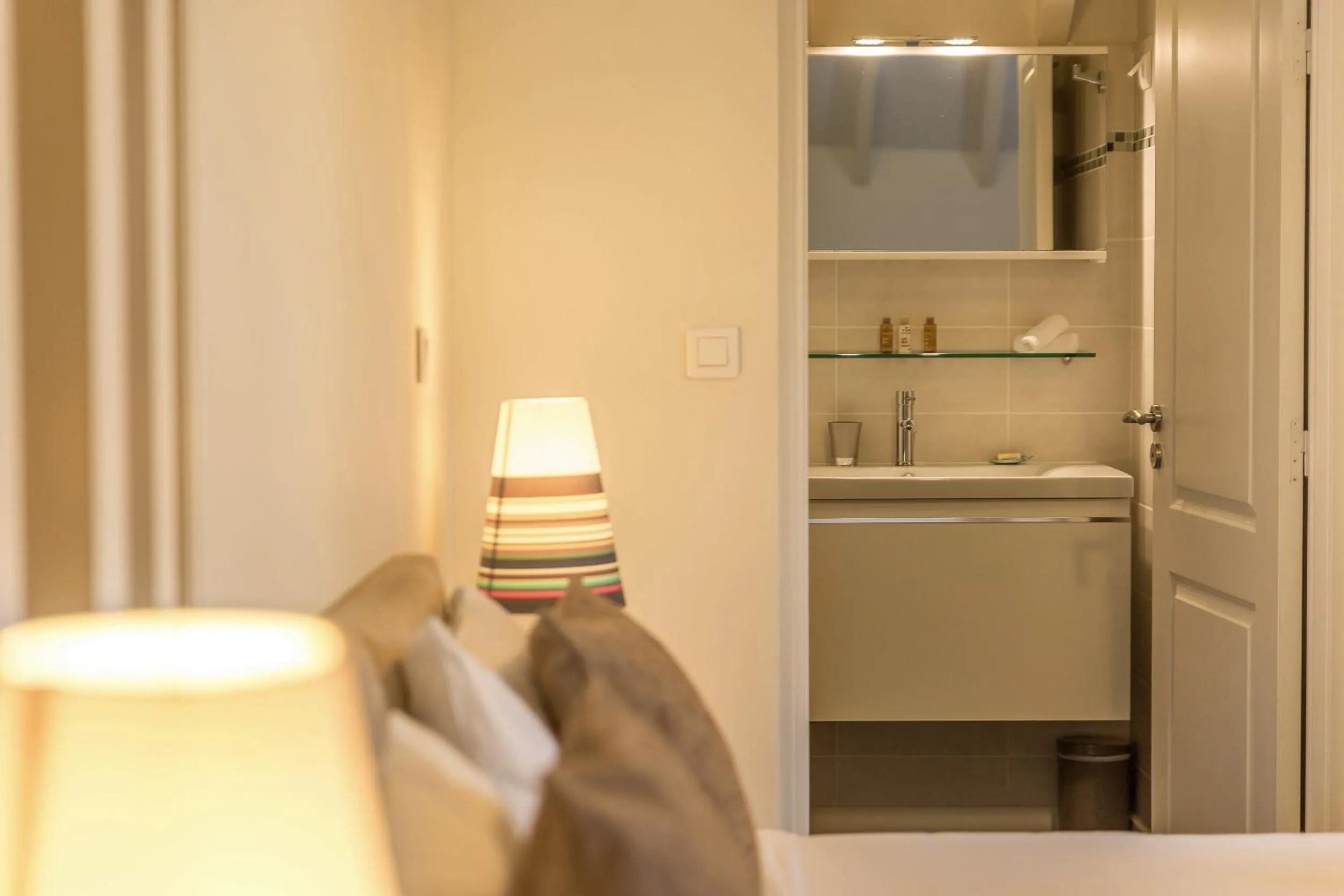 Bathroom, Bed in Villas Palm