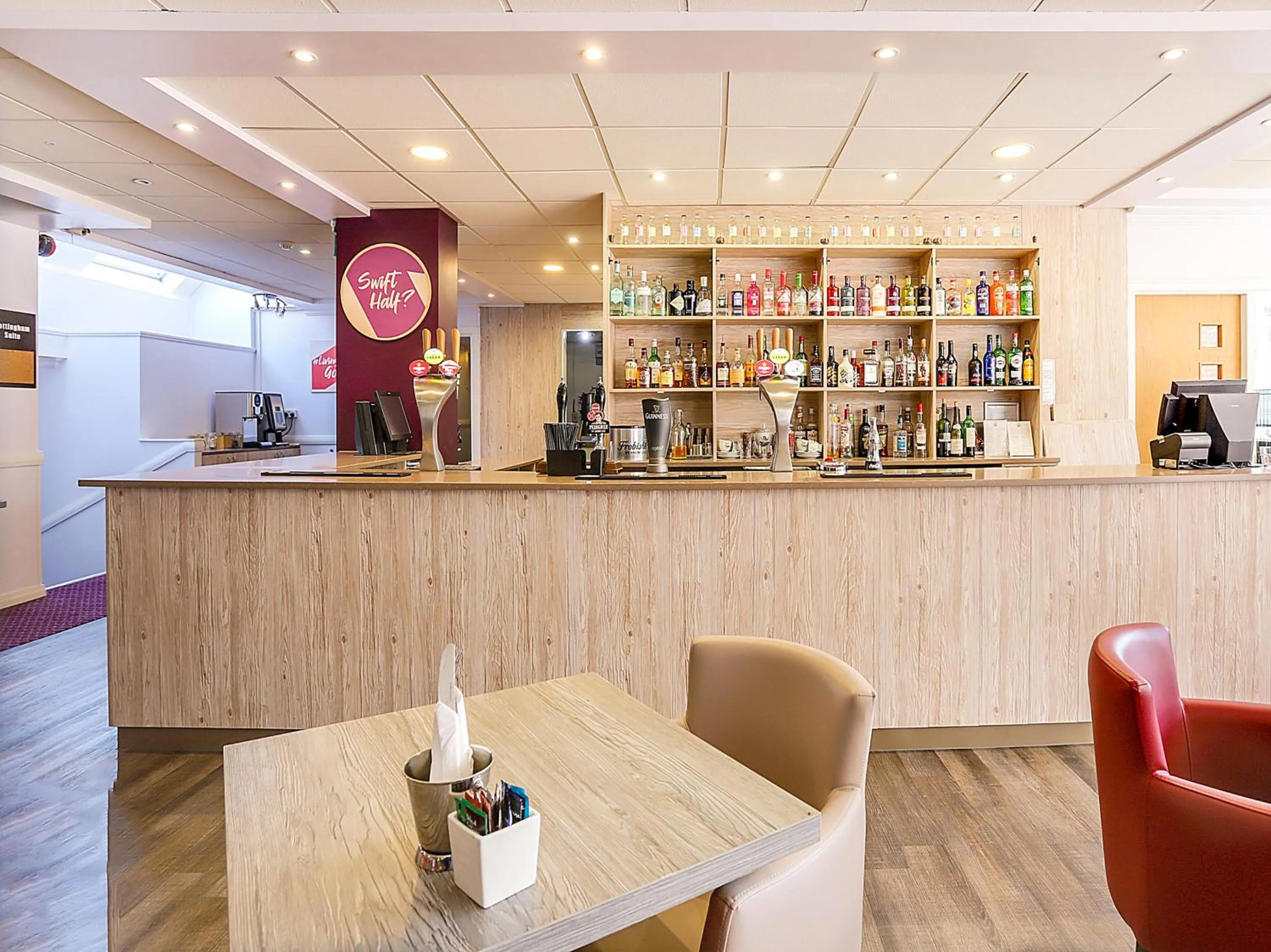 Restaurant/places to eat in Kegworth Hotel East Midlands Airport