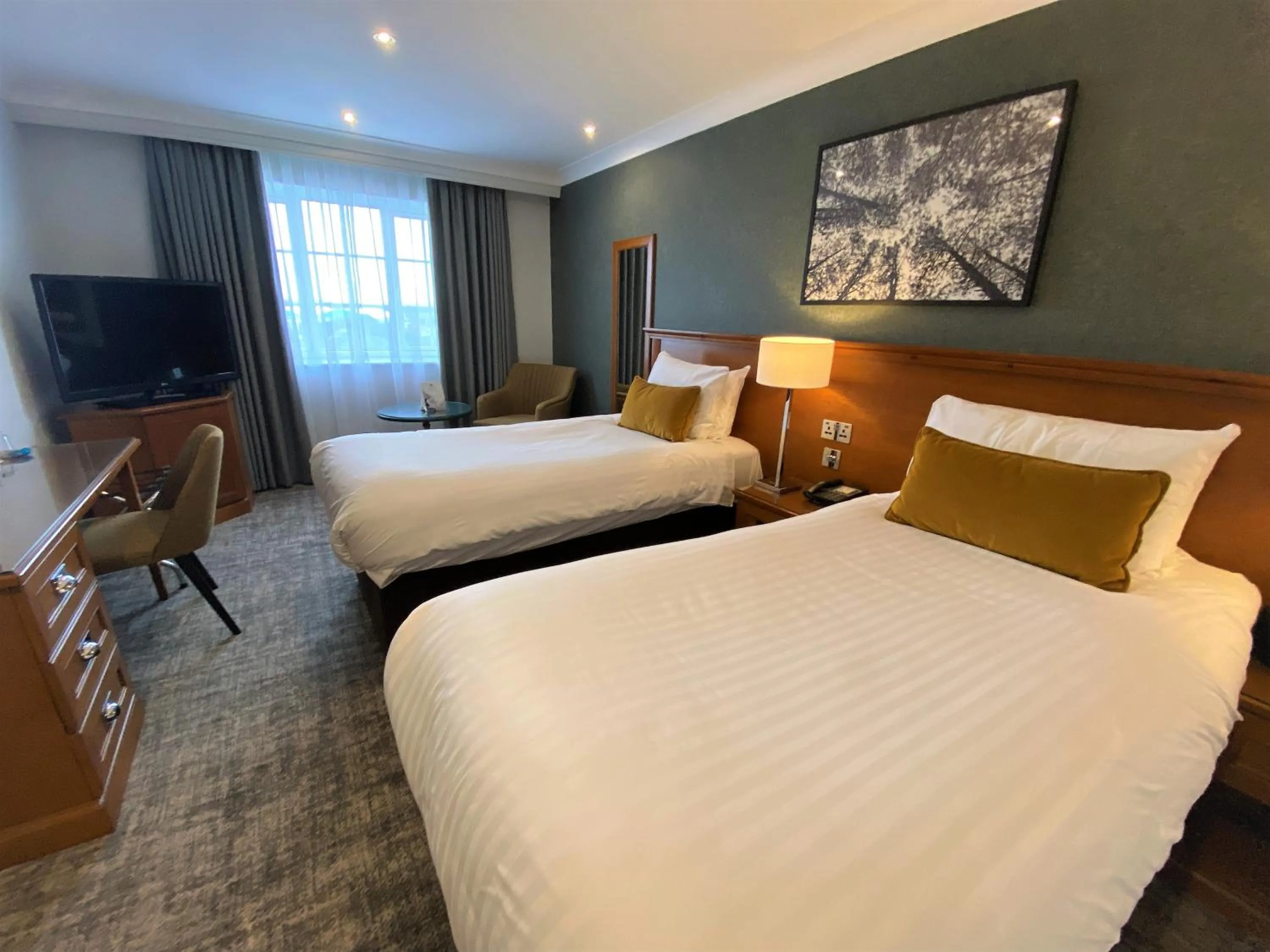 Bed in Crowne Plaza East Midlands Airport by IHG