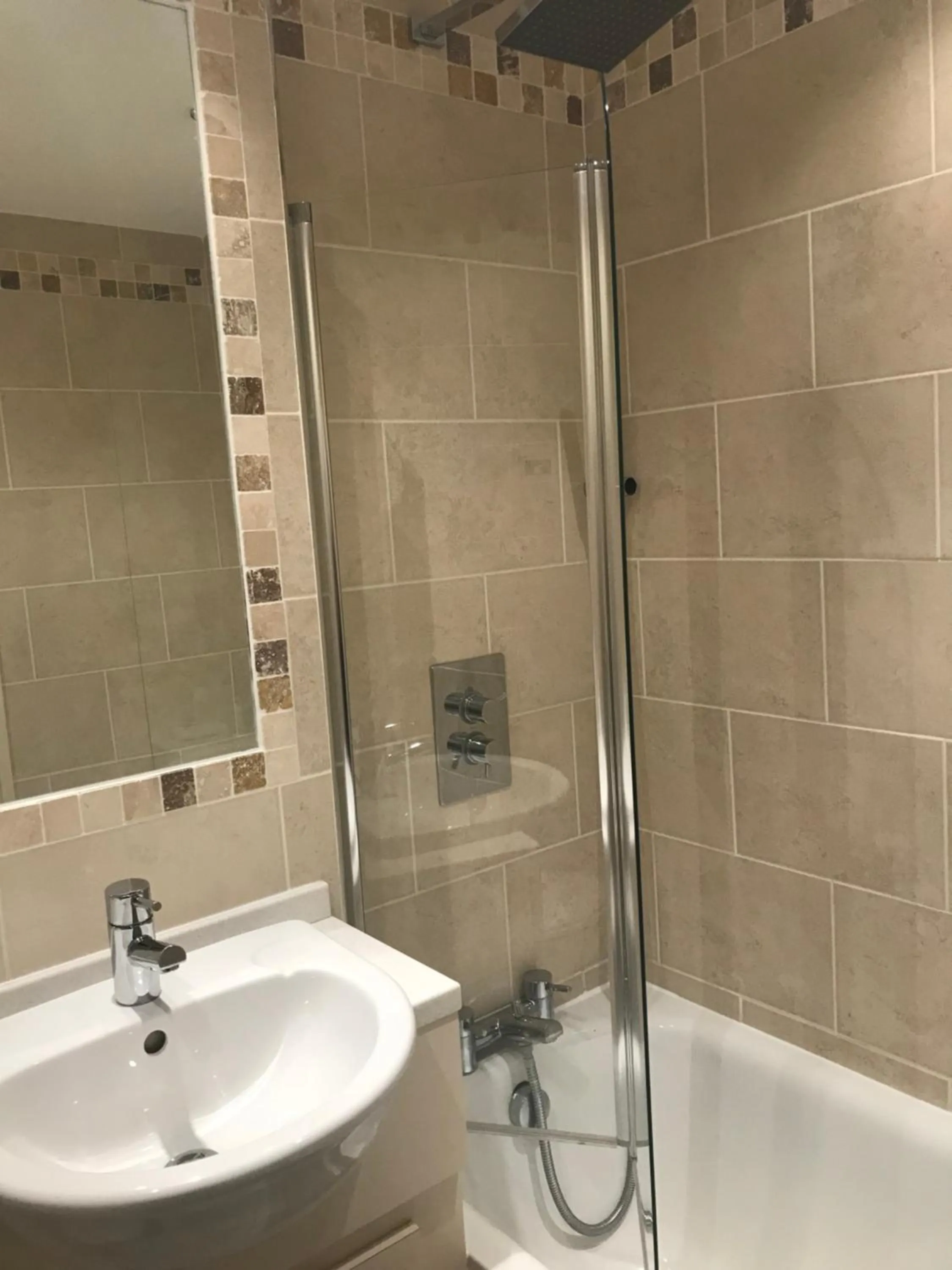 Shower in Crowne Plaza East Midlands Airport by IHG