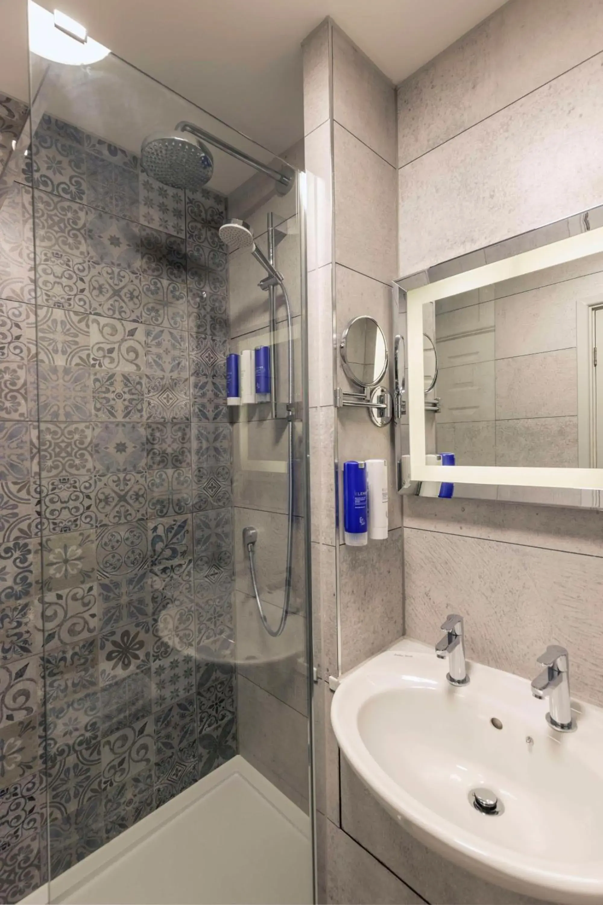 Executive Room with 1 Double Bed in Crowne Plaza East Midlands Airport by IHG Executive Room with 1 Double Bed in Crowne Plaza East Midlands Airport by IHG