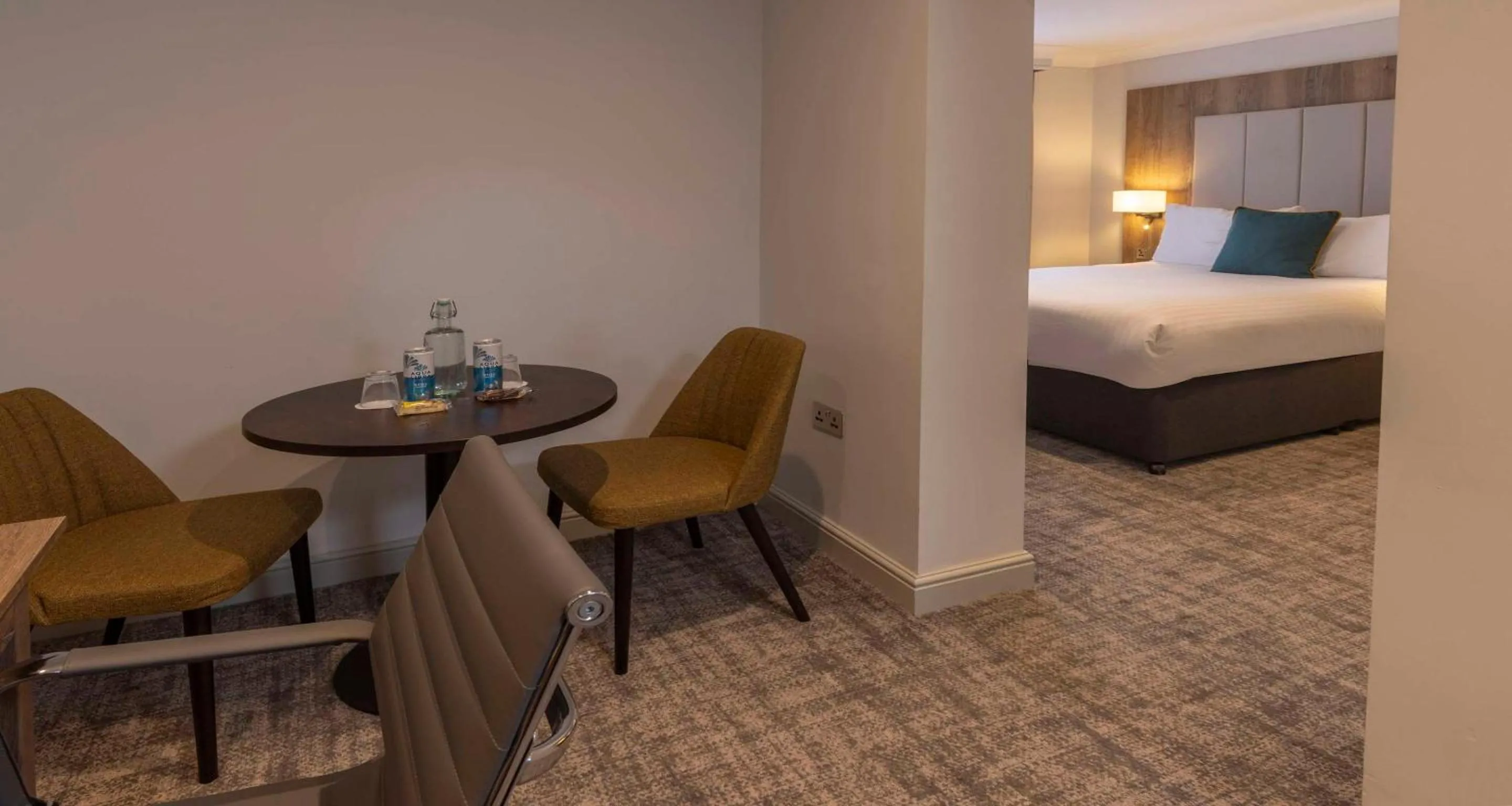 Photo of the whole room, Bed in Crowne Plaza East Midlands Airport by IHG