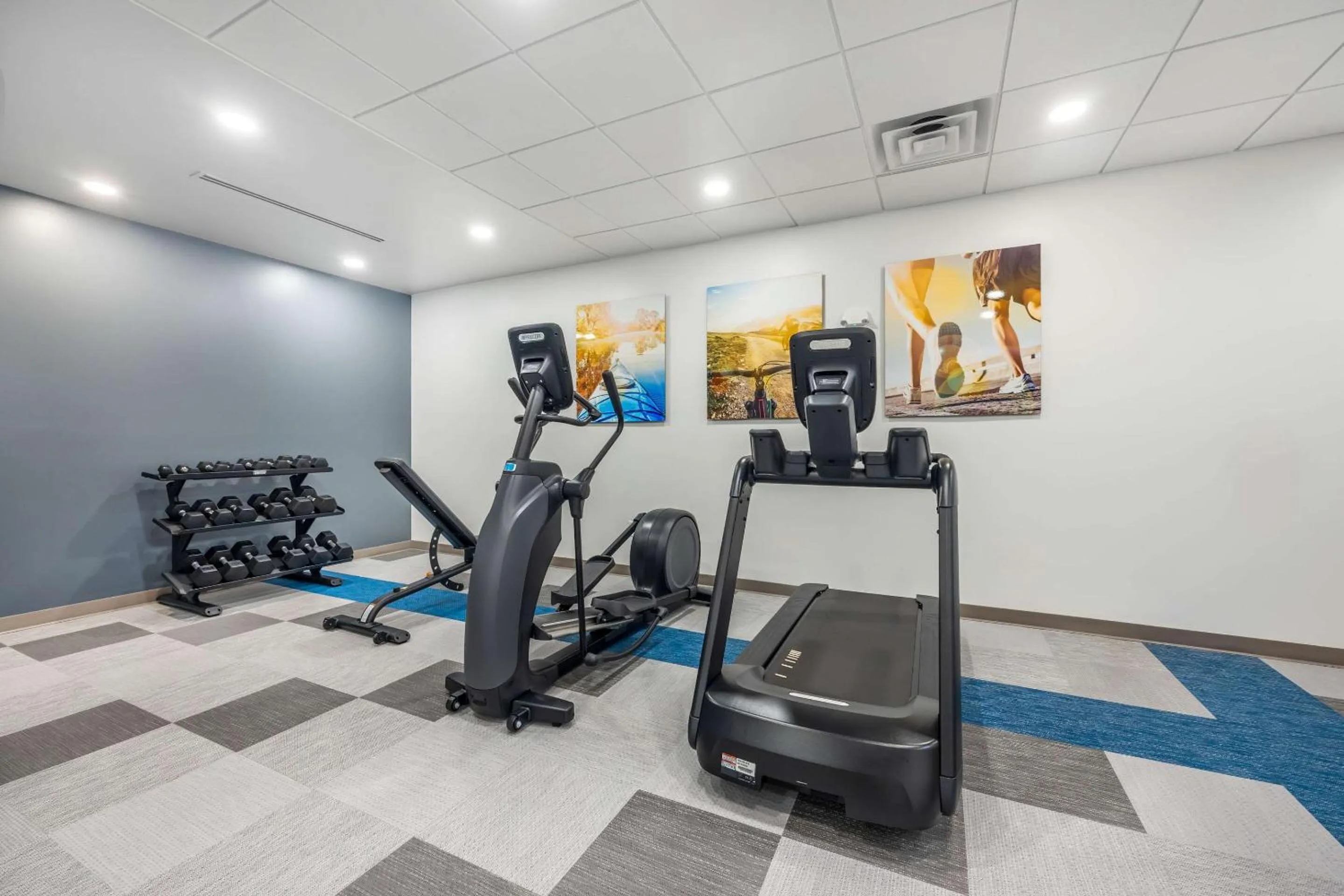 Fitness centre/facilities in Comfort Inn & Suites Nashville Bellevue