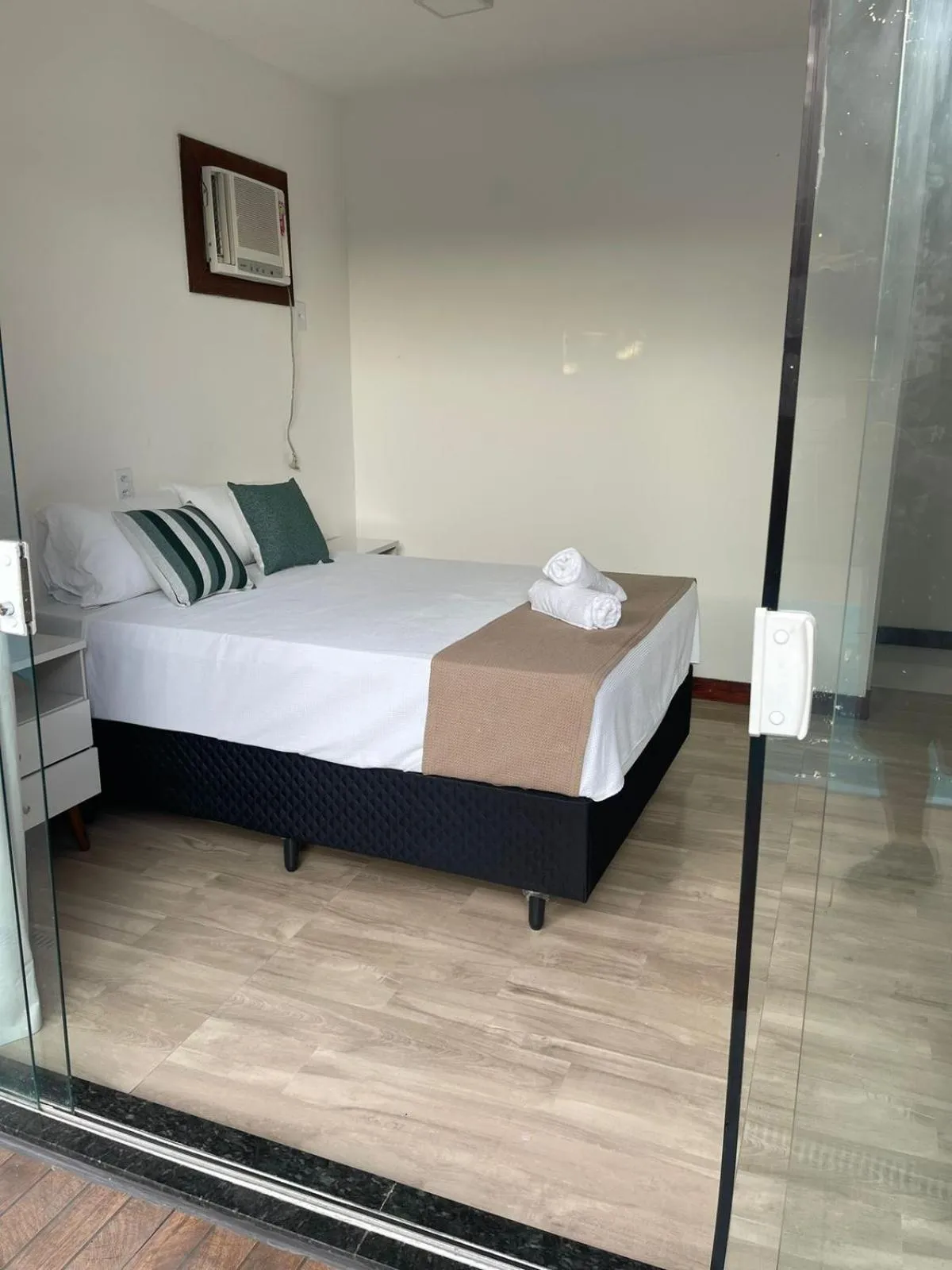 Photo of the whole room, Bed in Do Adriano Suites