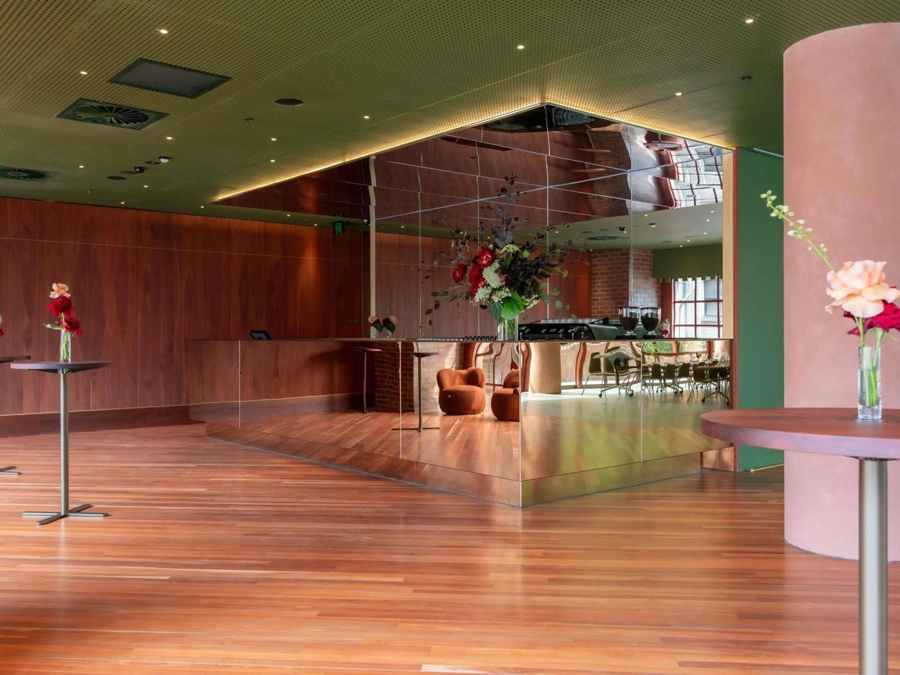 Meeting/conference room in Hyde Melbourne Place