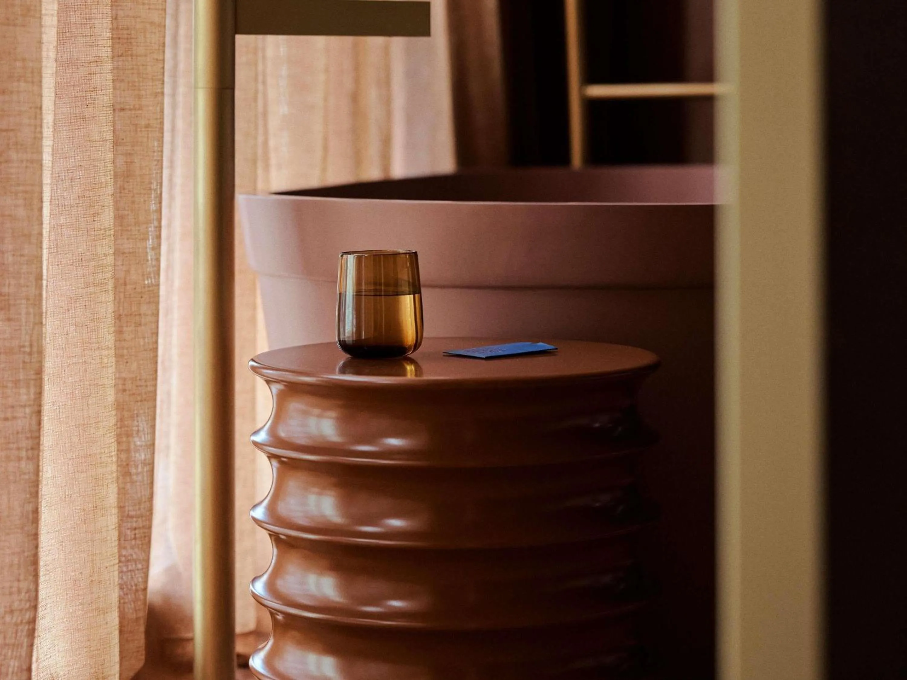 Photo of the whole room in Hyde Melbourne Place