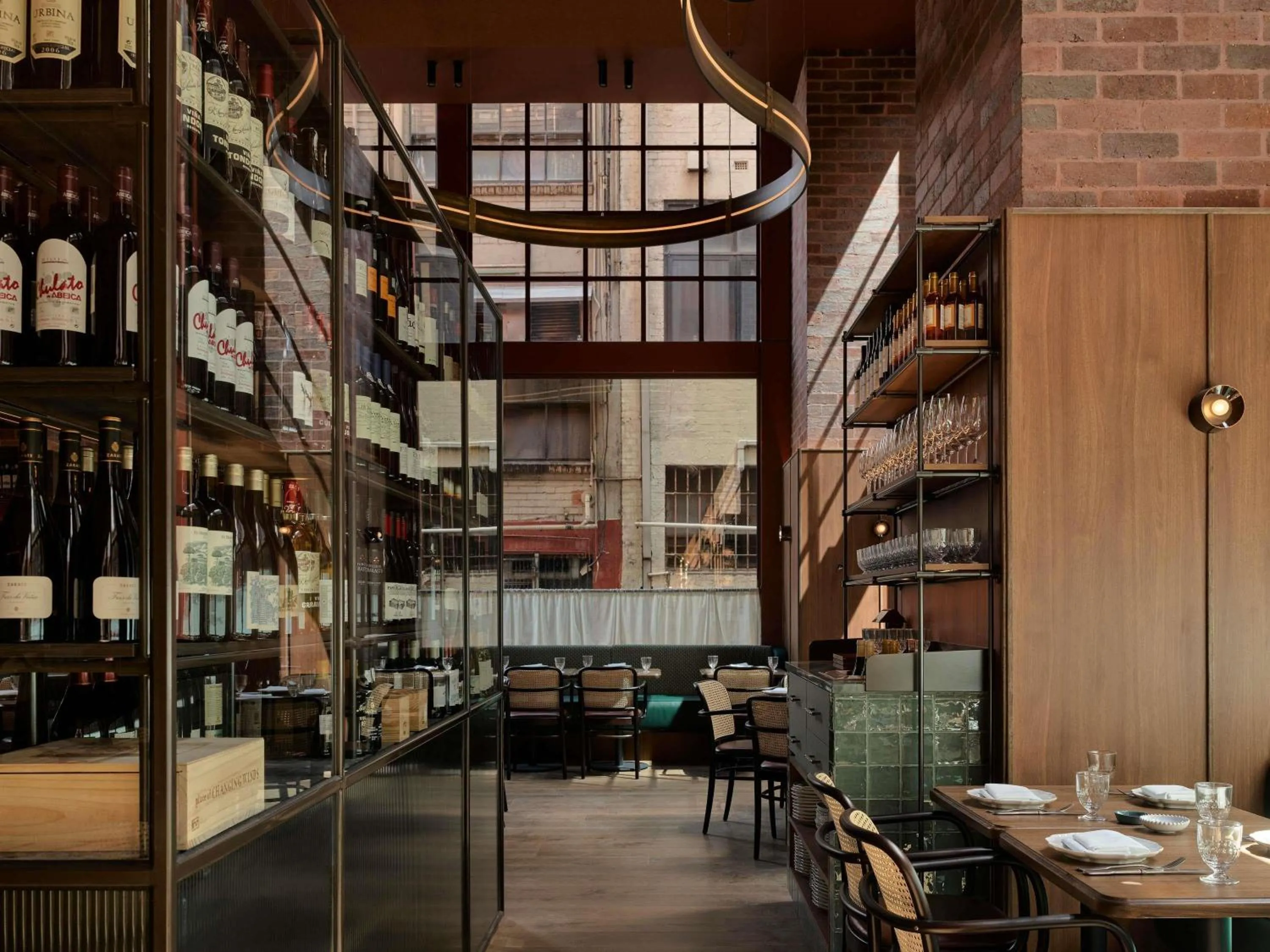 Restaurant/places to eat in Hyde Melbourne Place