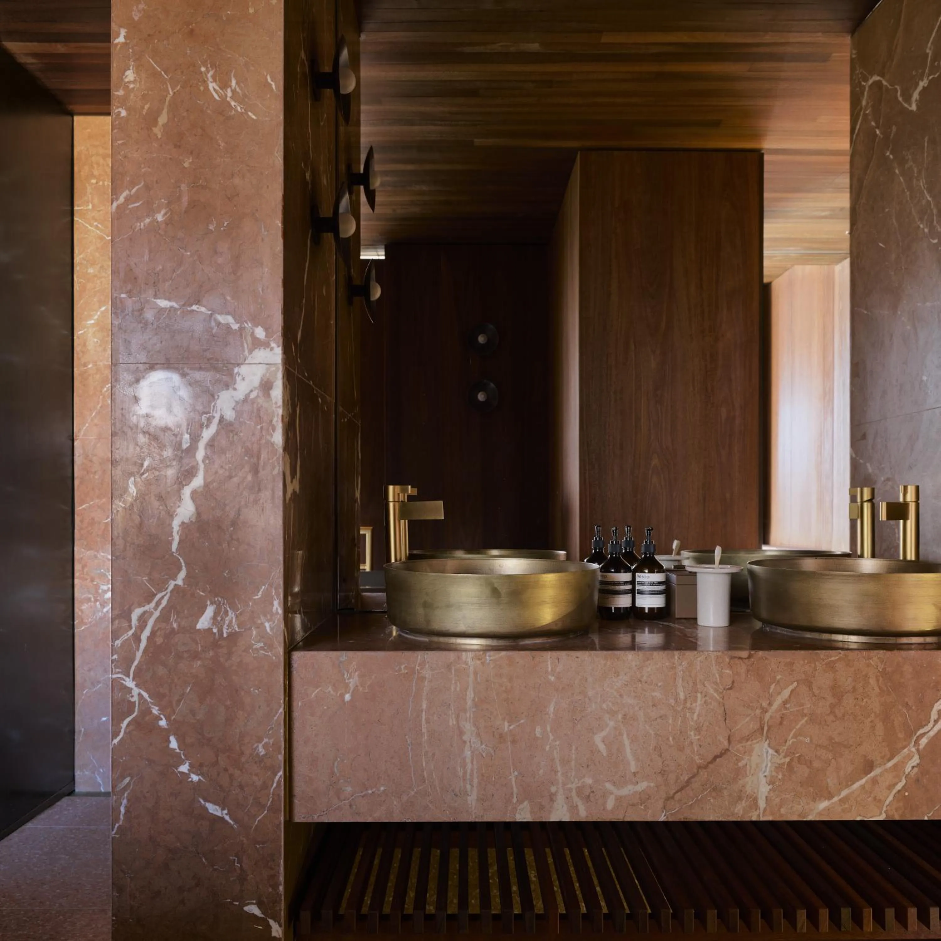 Bathroom in Hyde Melbourne Place