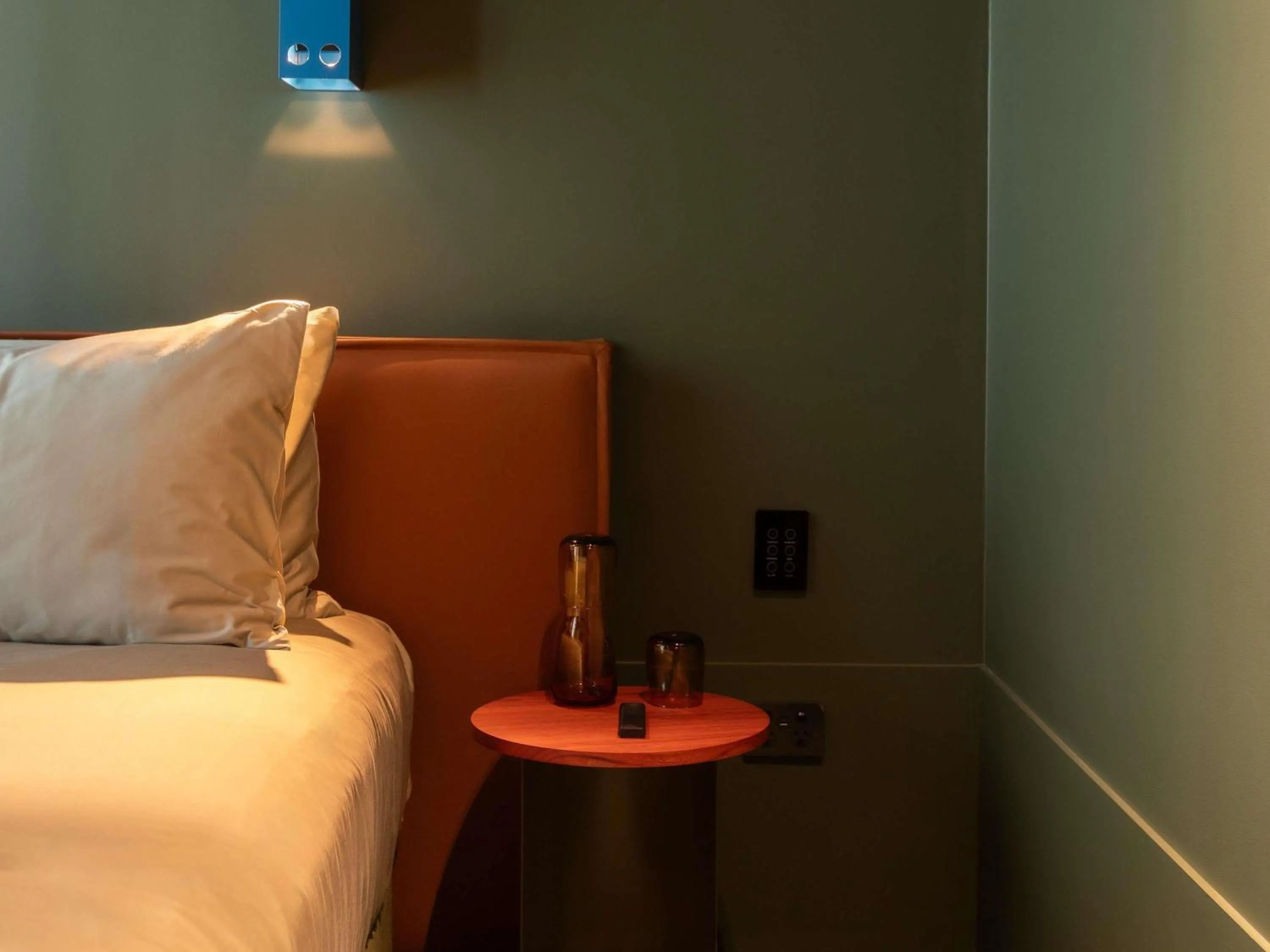 Bedroom, Bed in Hyde Melbourne Place