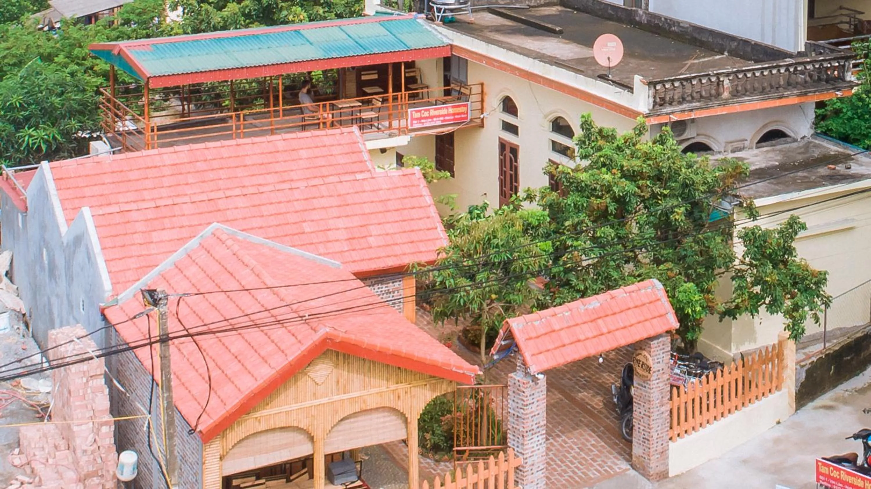 Tam Coc Riverside Homestay