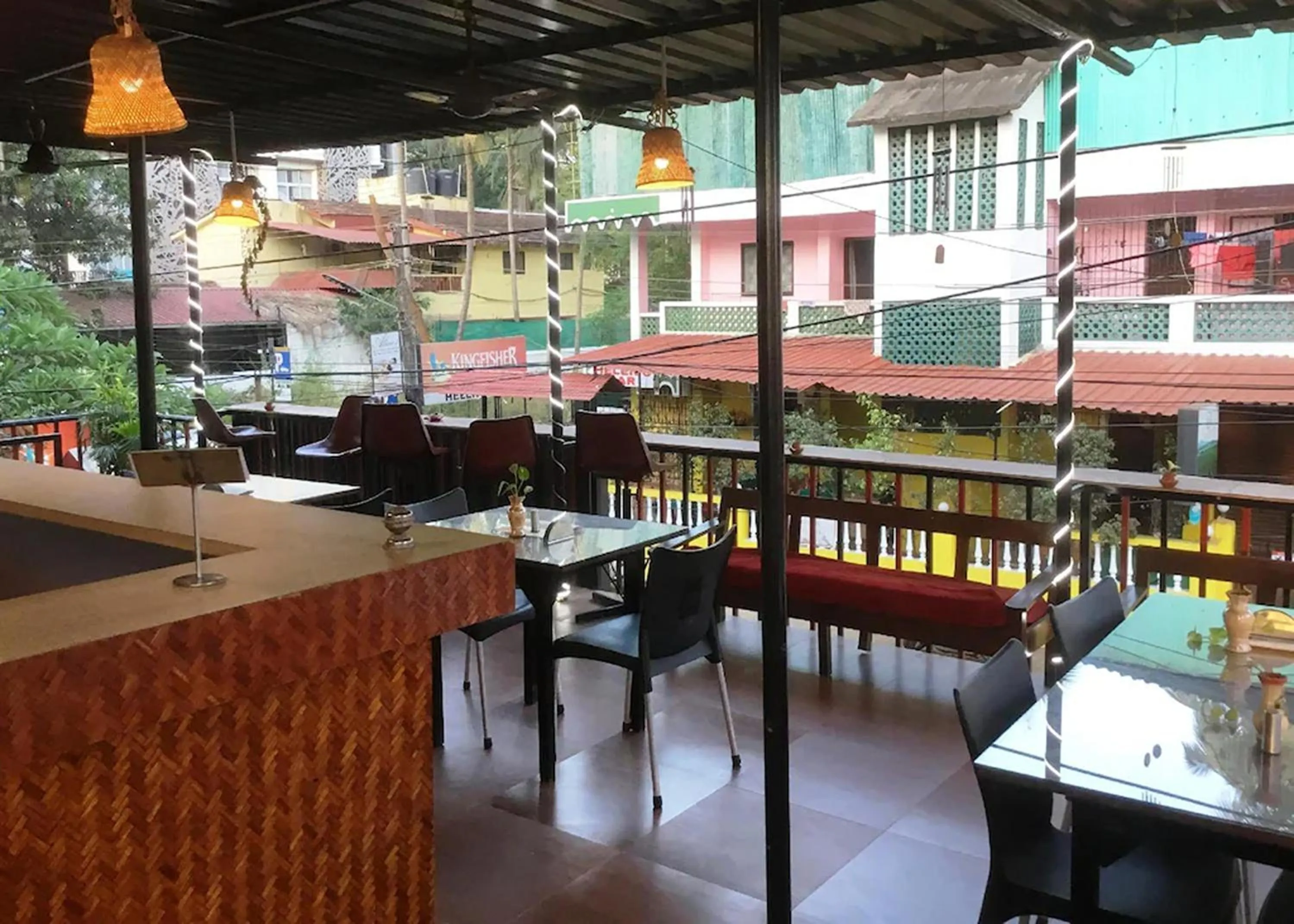 Restaurant/places to eat in Hotel Bom Sucesso, Candolim Beach