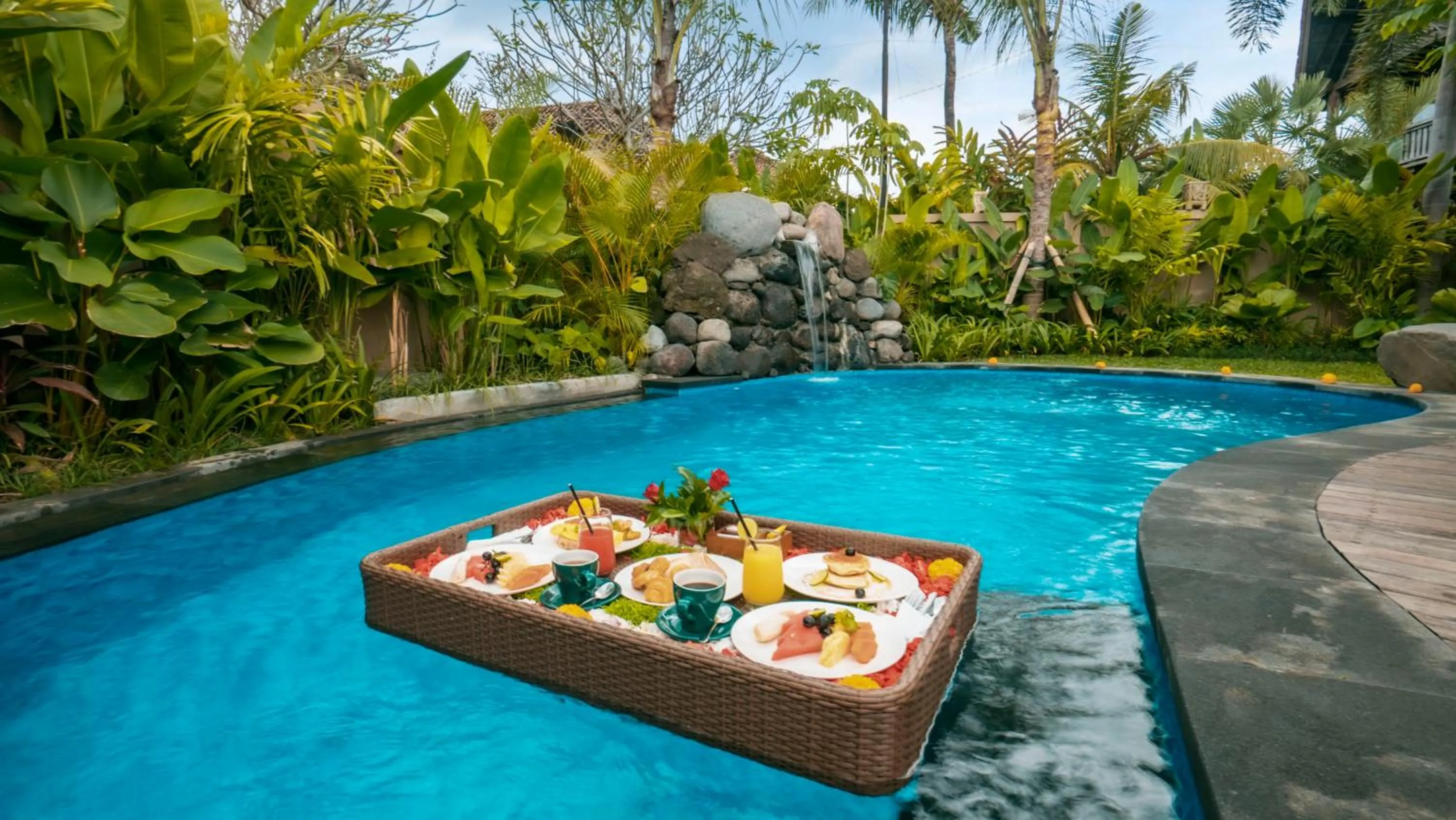 Swimming pool in The Puspa Villa