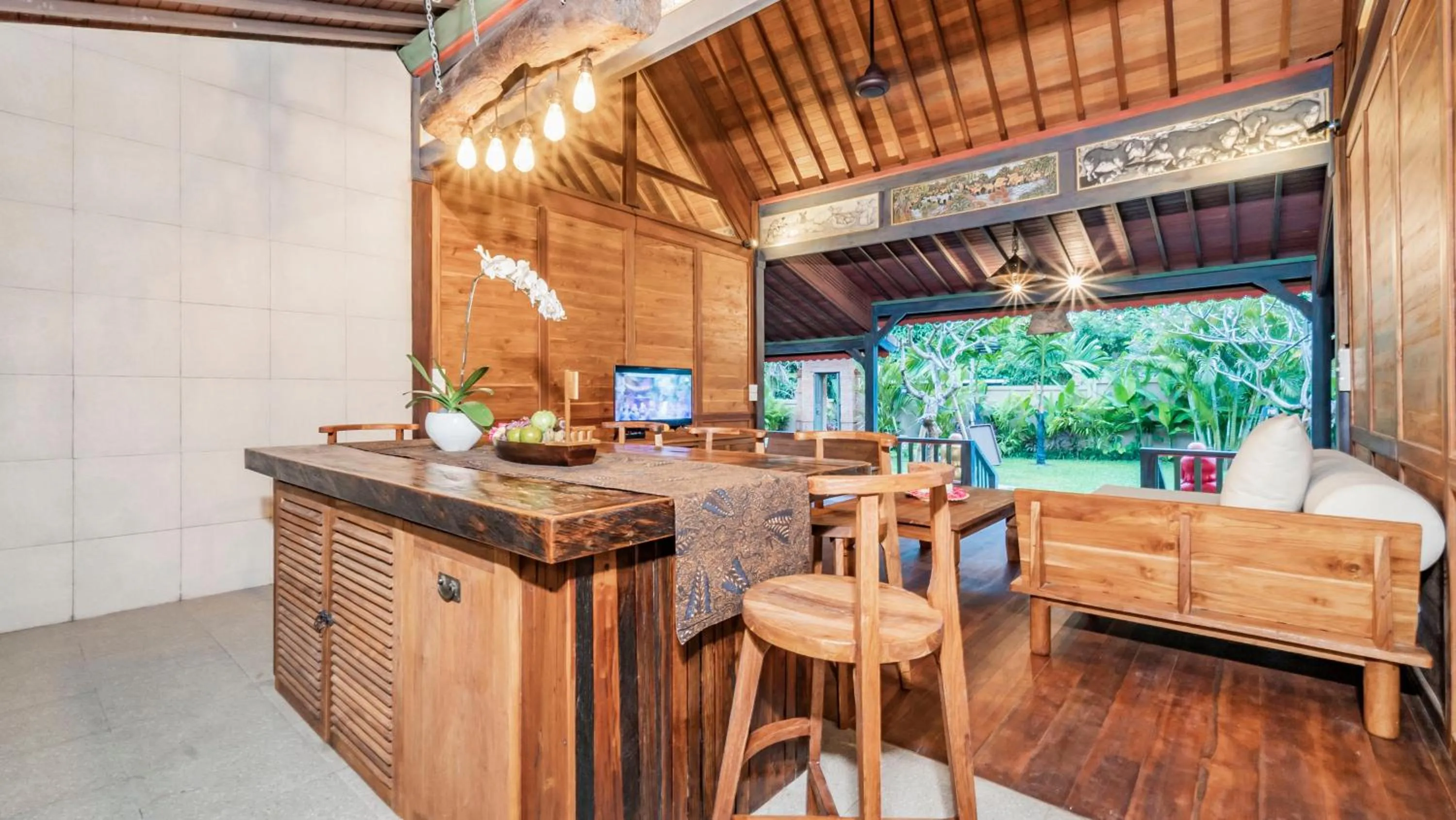 Dining area in The Puspa Villa