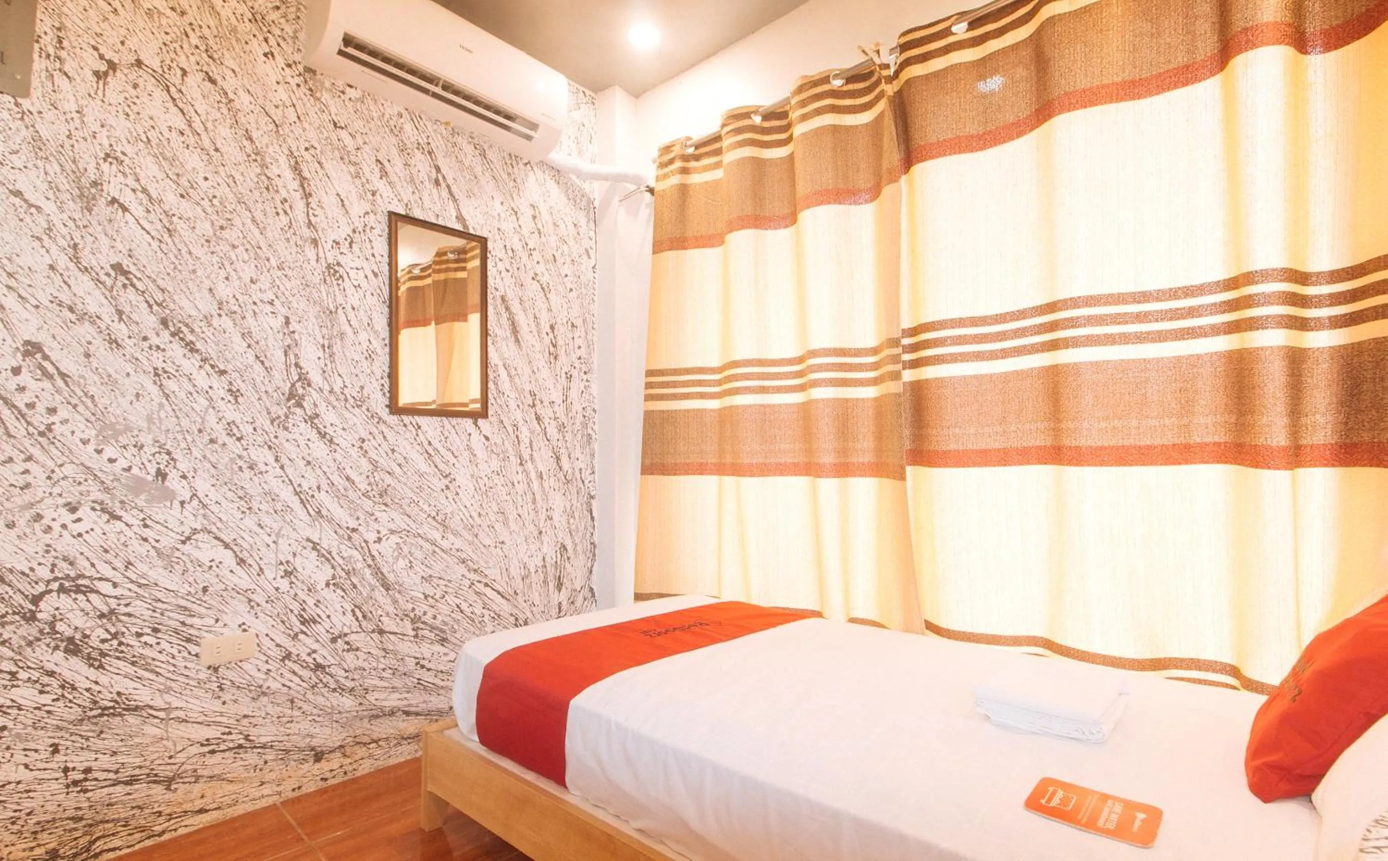 Bedroom, Bed in RedDoorz at Prince Hotel near NAIA T1