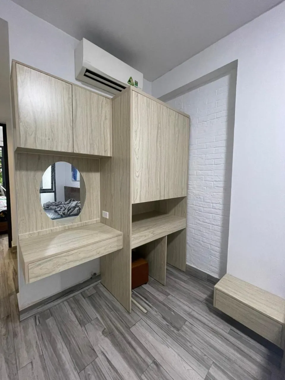 wardrobe in Hanoi Center View Hotel and Spa