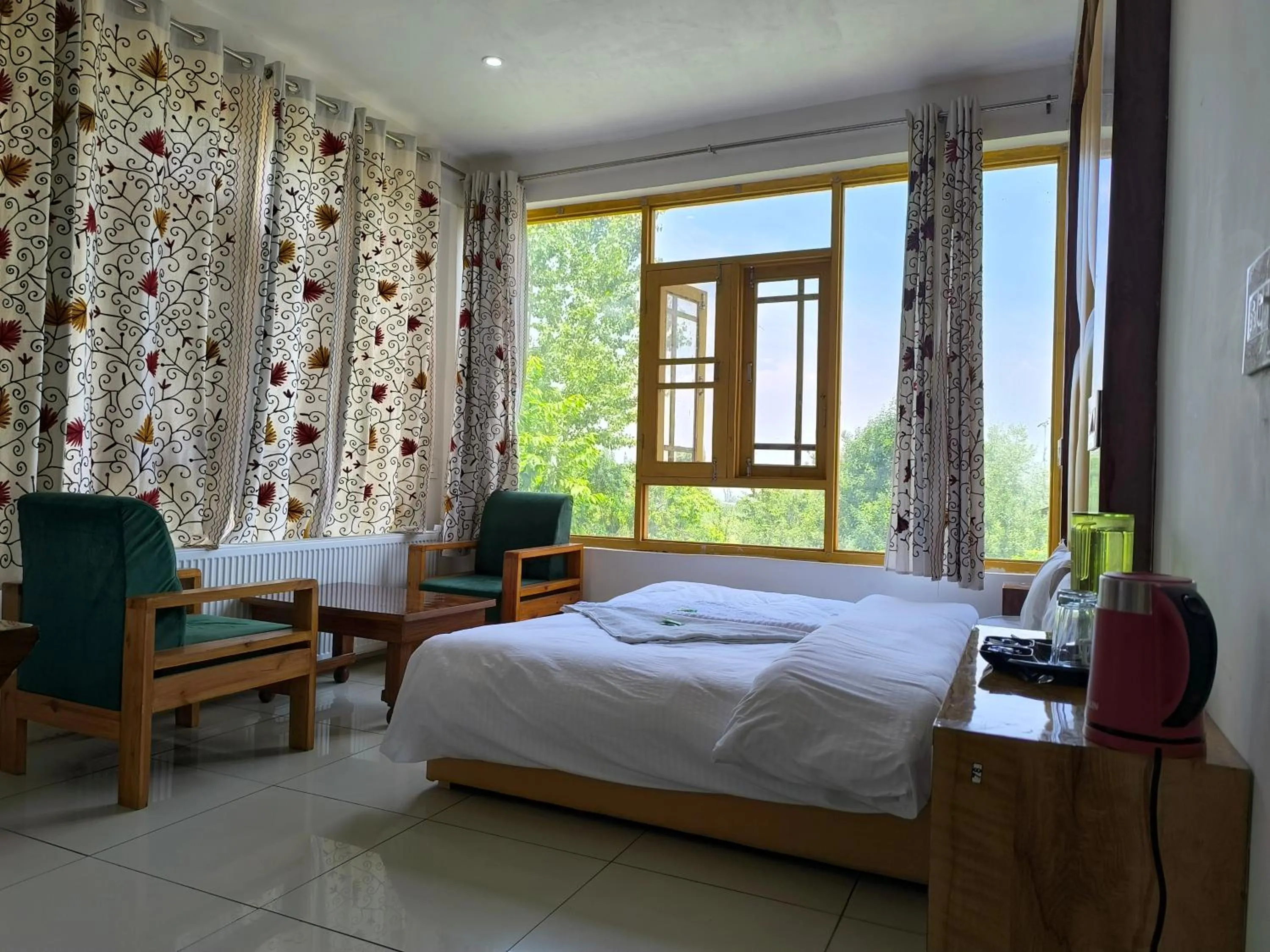 Bed in Gulmarg GS Residency Hotel