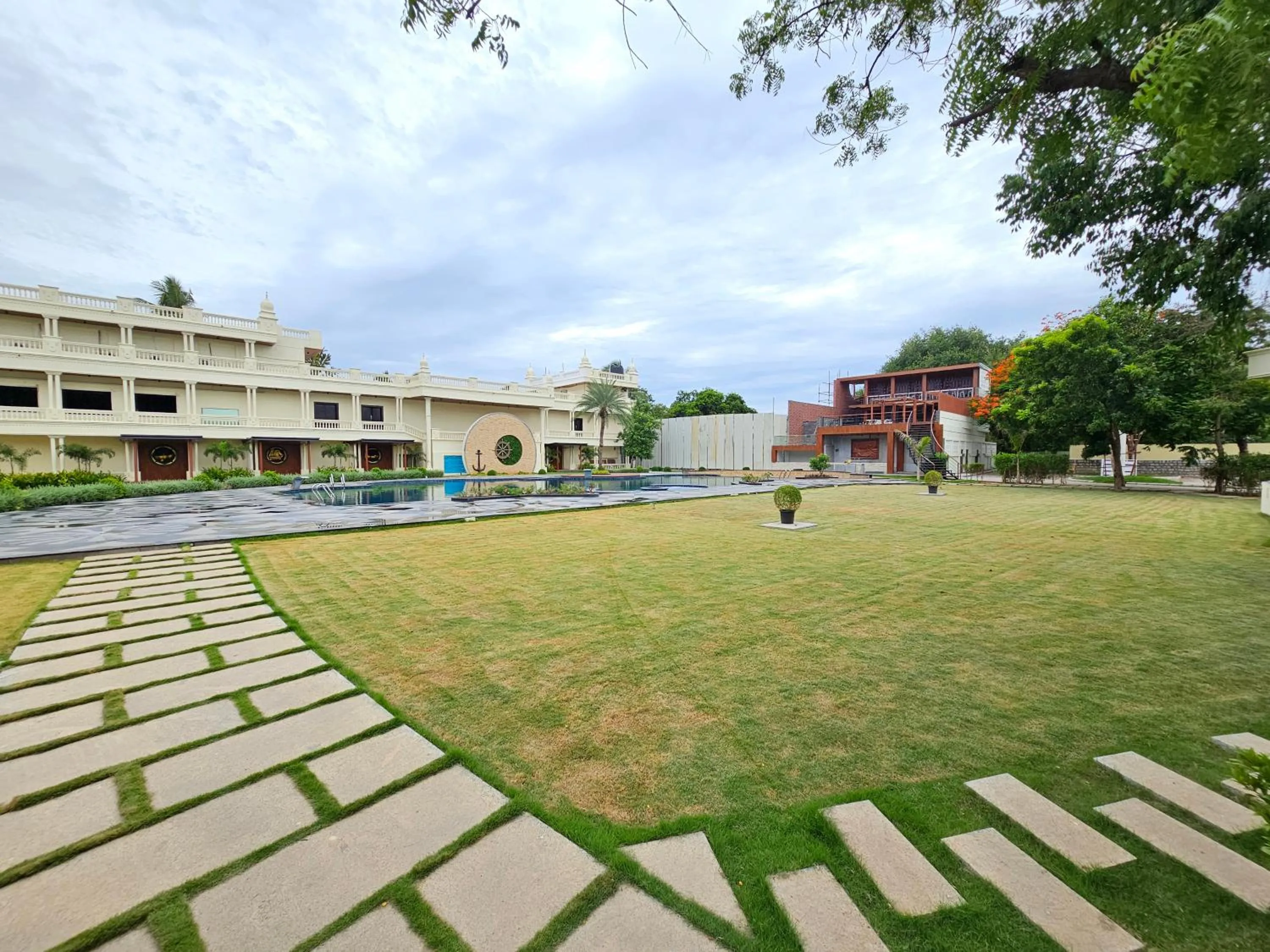 Property building in Sathyam Grand Resorts, Sriperumbudur