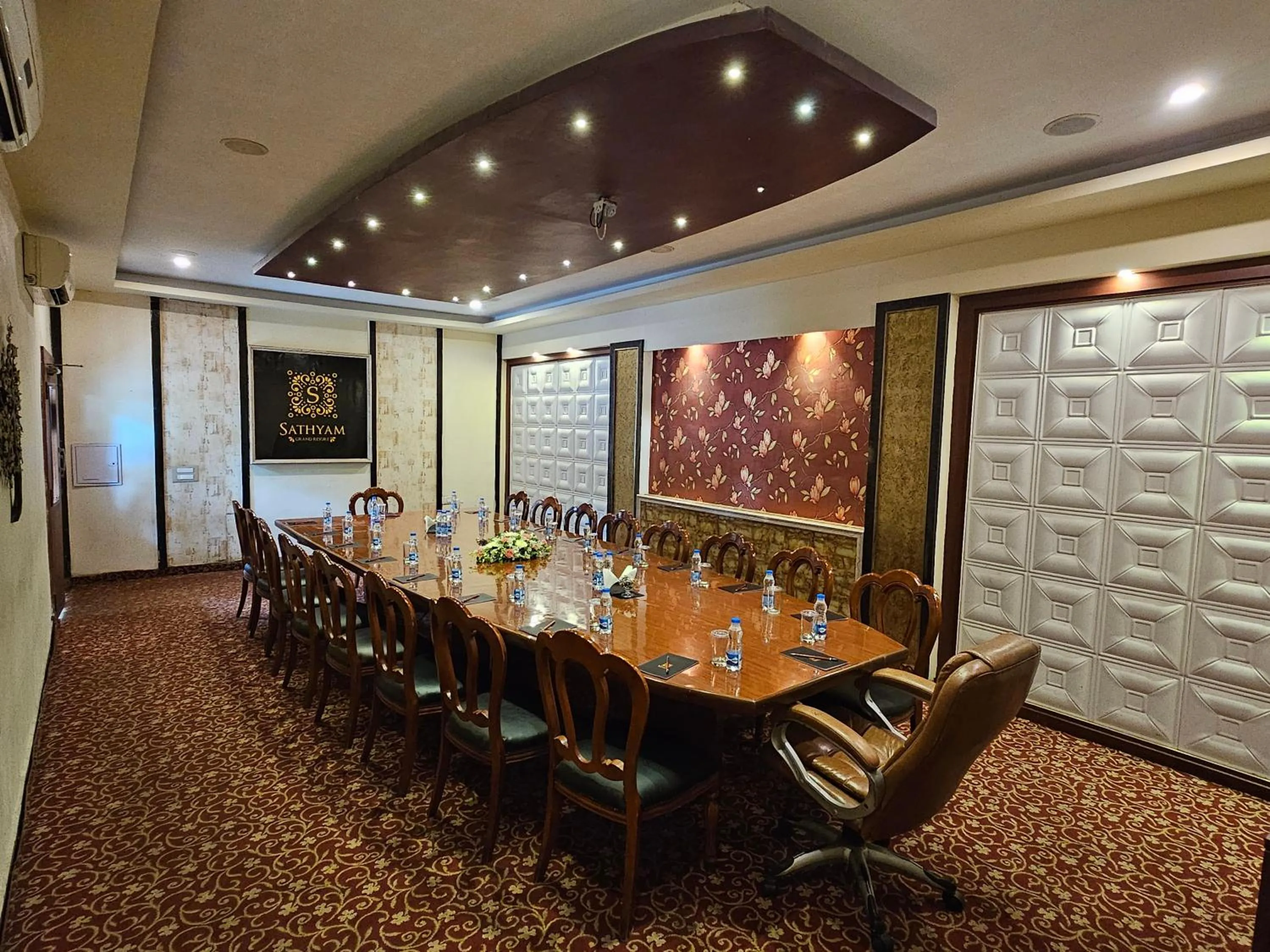 Meeting/conference room in Sathyam Grand Resorts, Sriperumbudur