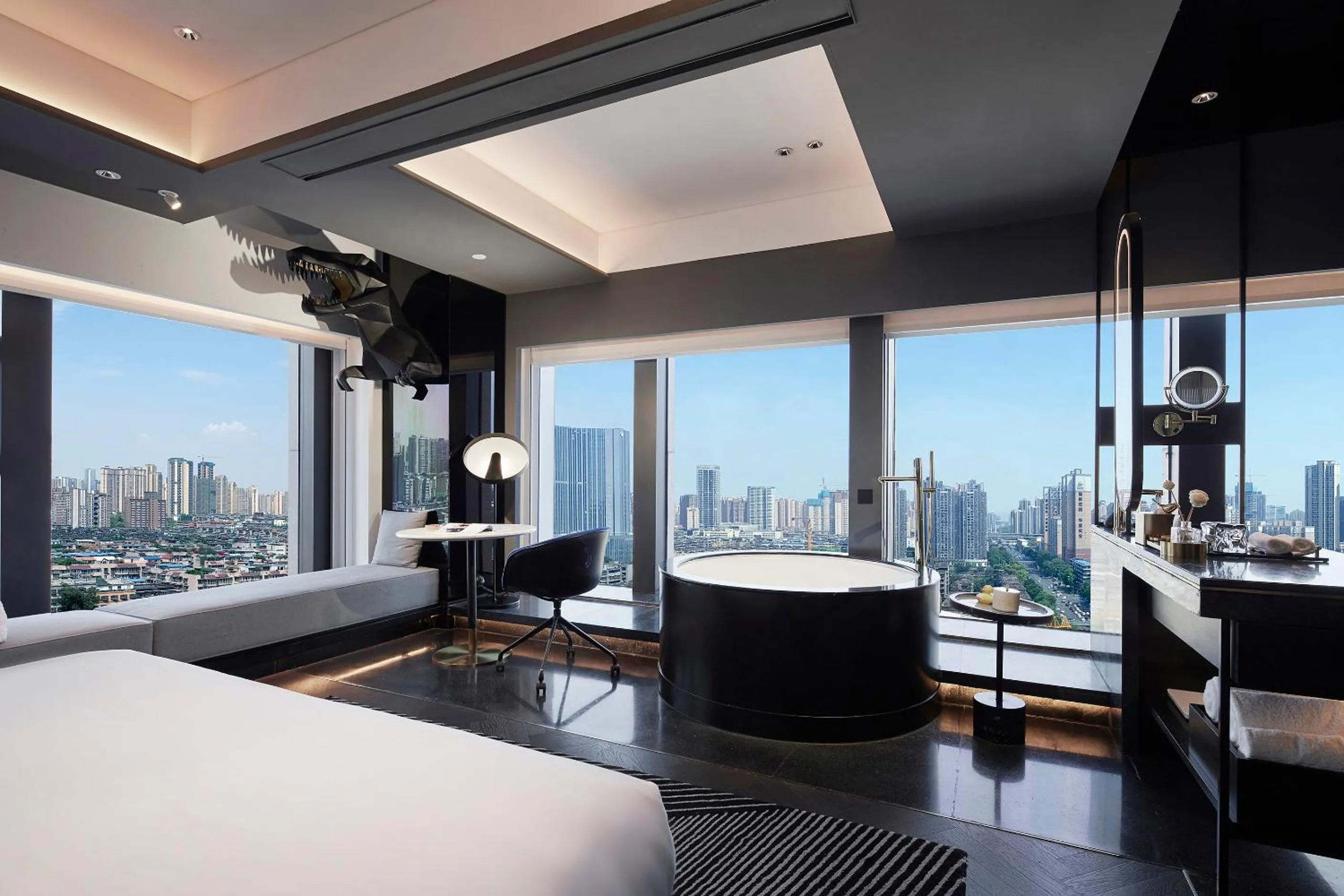 Photo of the whole room, Bed in ISEYA Design Hotel Chengdu Taikoo Li
