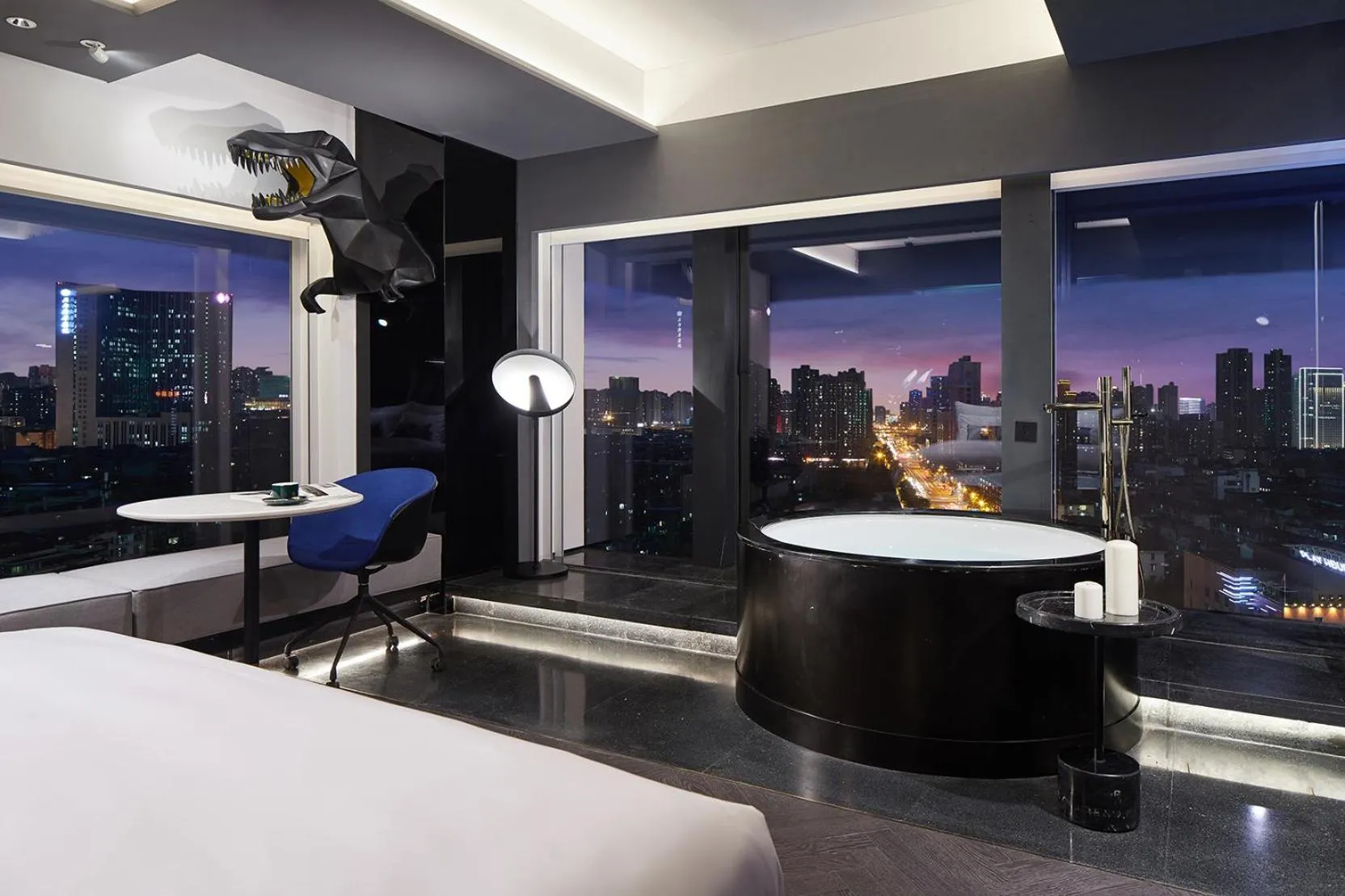 Night, Bed in ISEYA Design Hotel Chengdu Taikoo Li