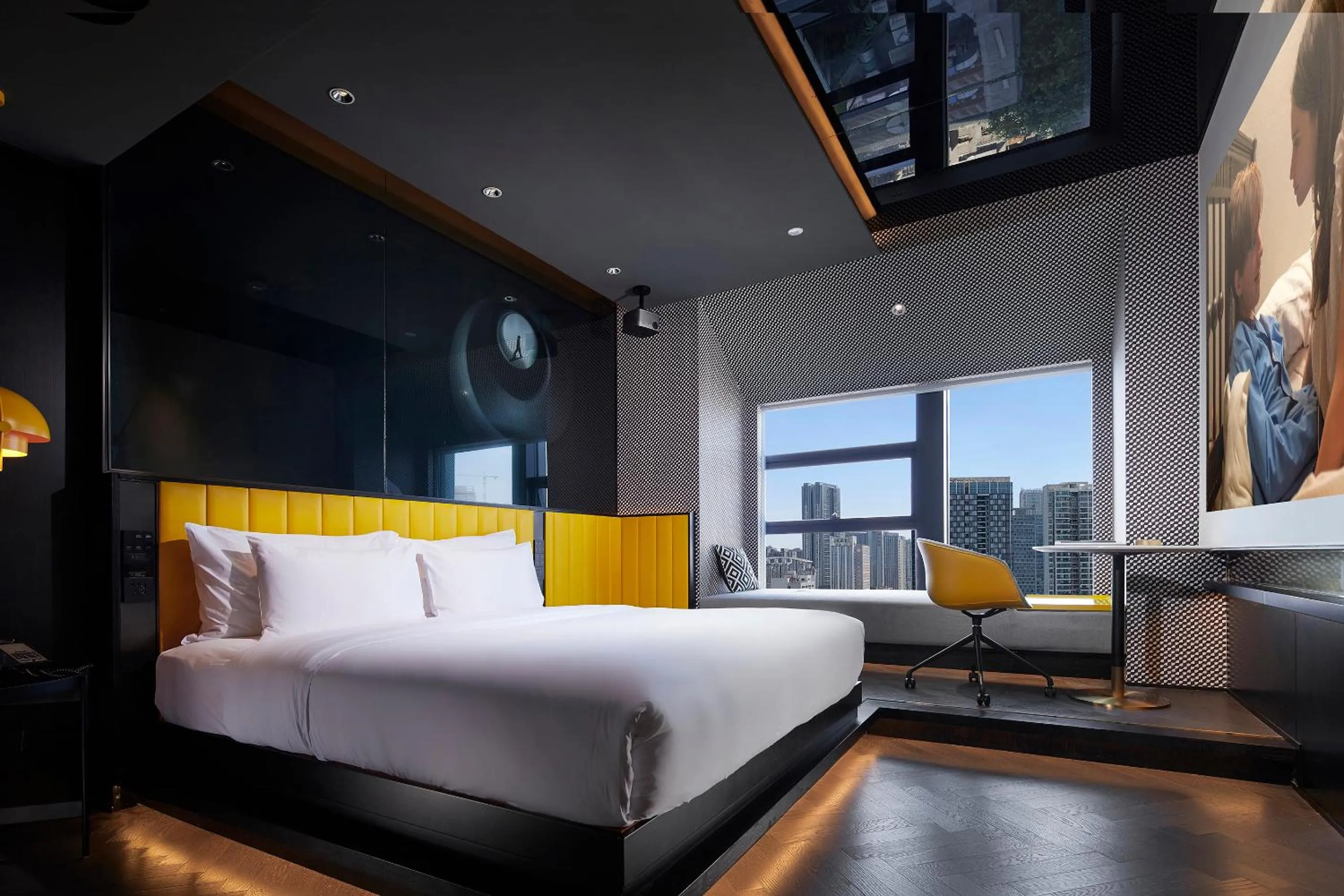 Bed in ISEYA Design Hotel Chengdu Taikoo Li
