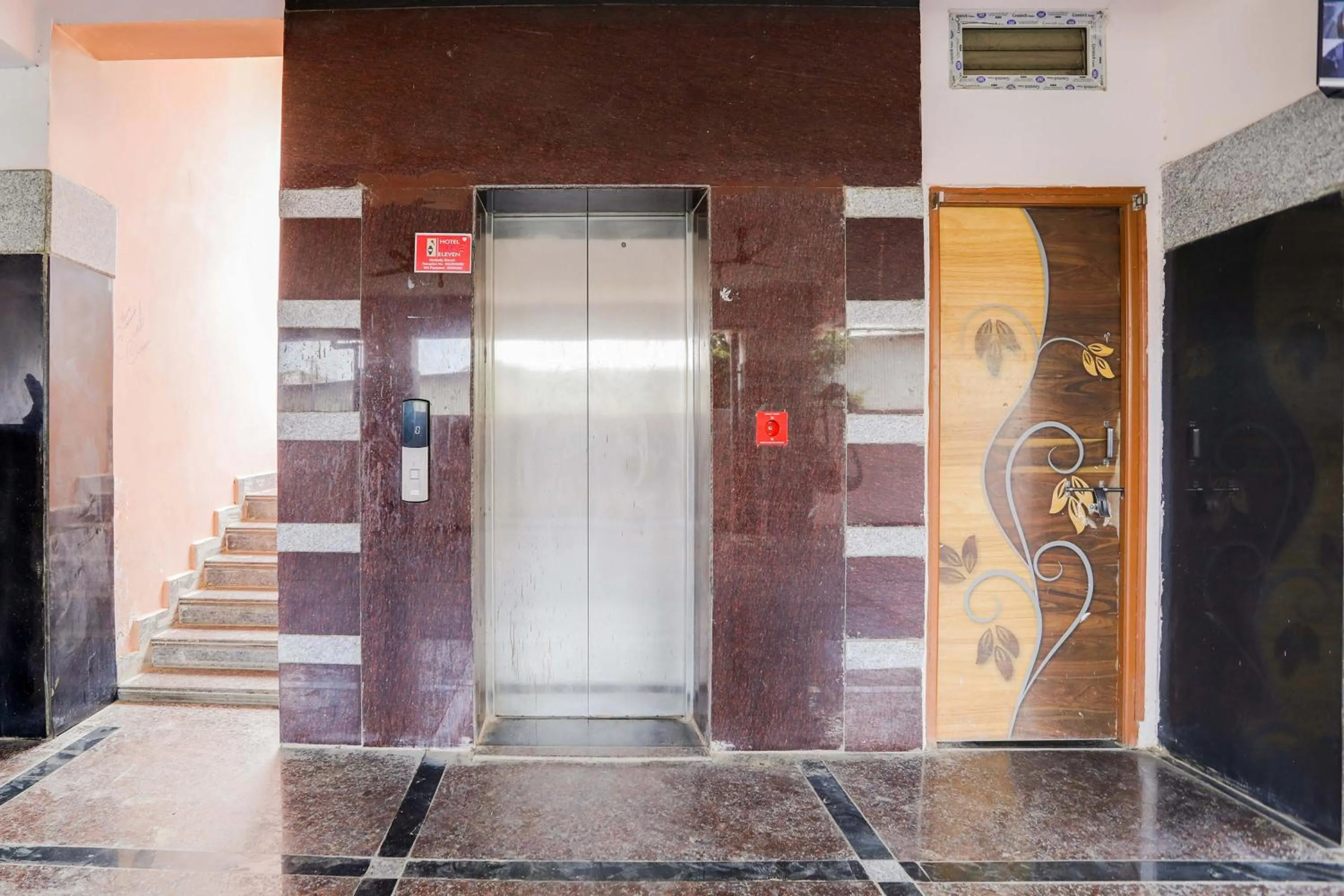 Lobby or reception in Hotel O 11 Eleven