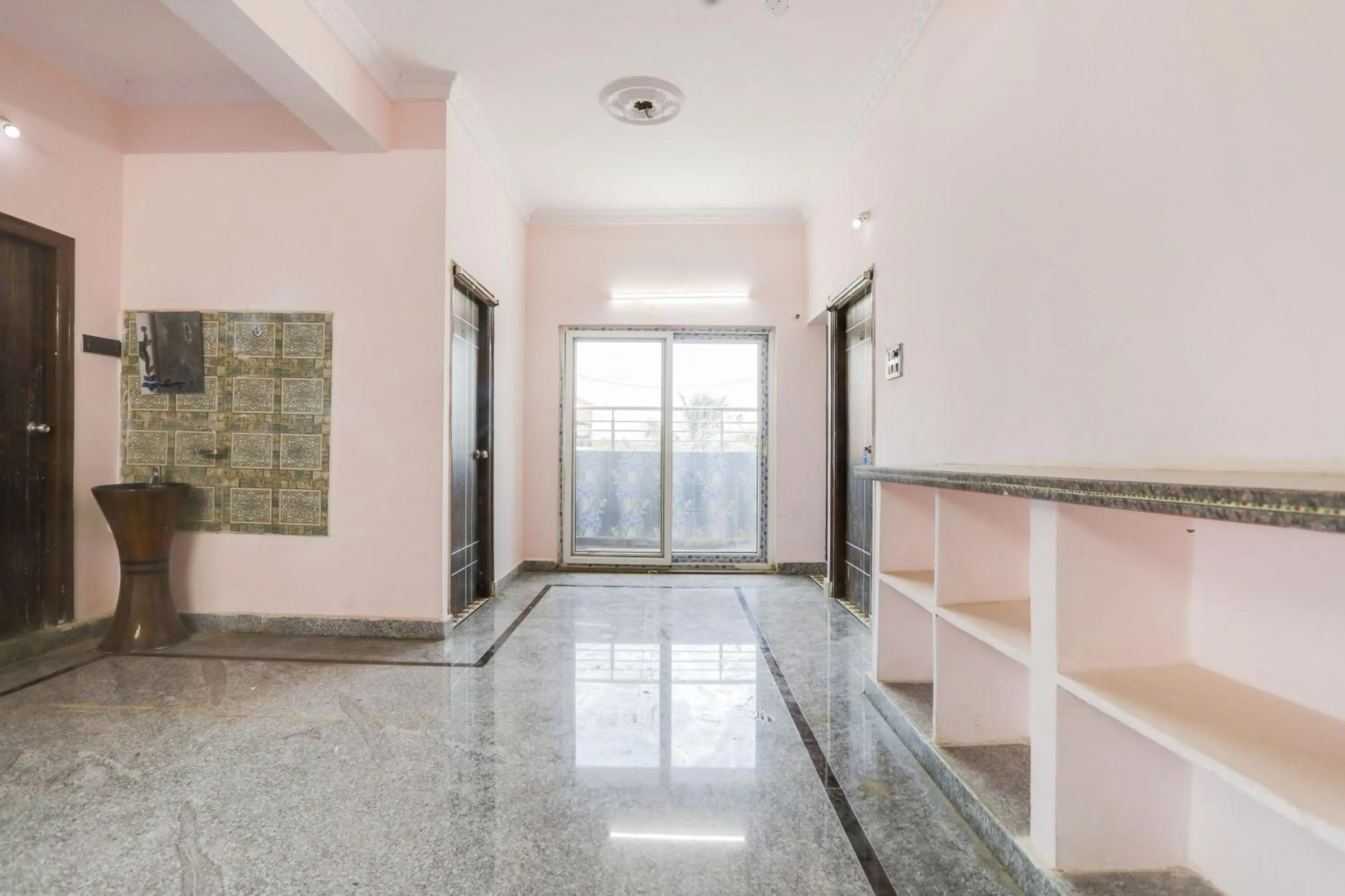 Lobby or reception in Hotel O 11 Eleven