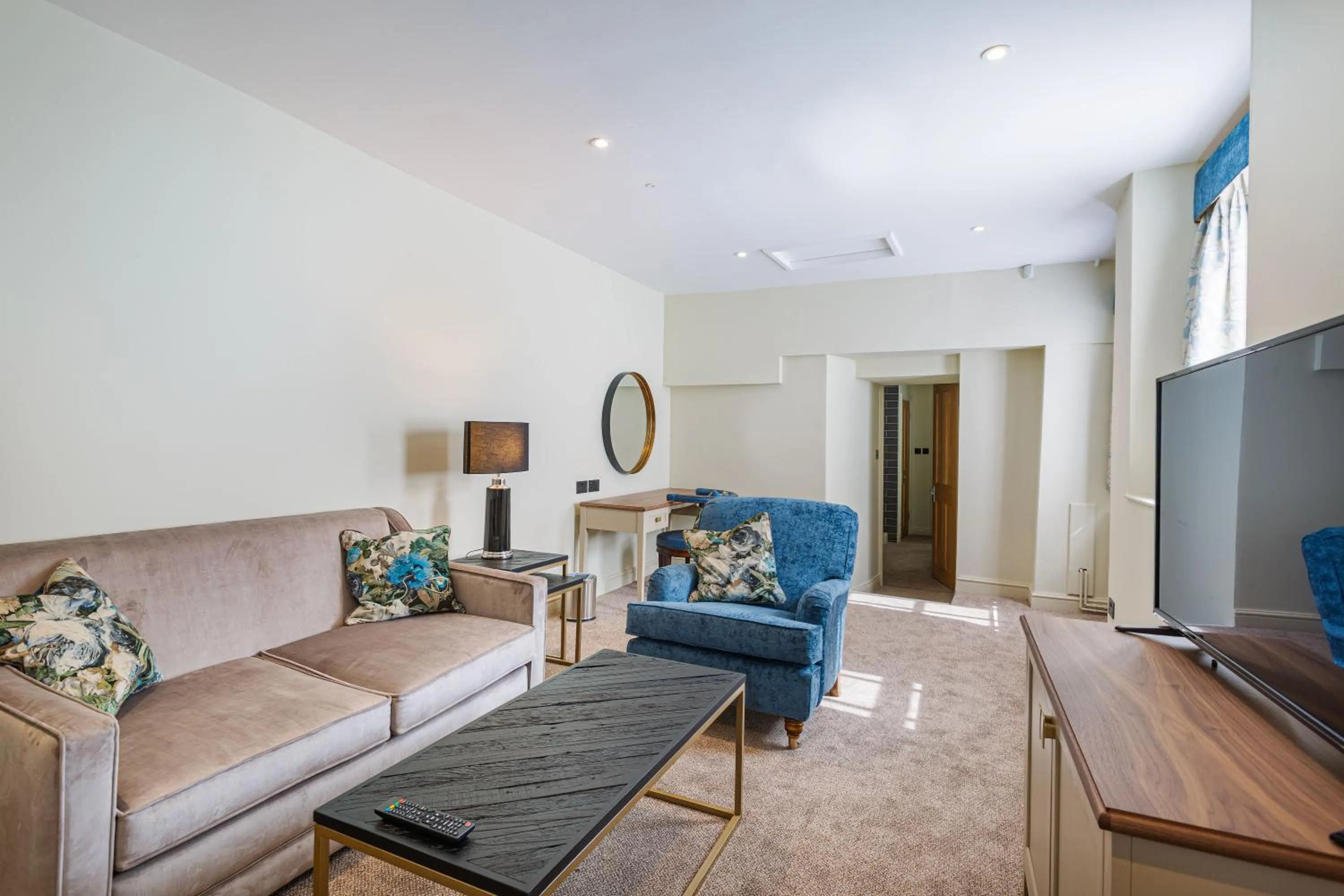 The Swan Hotel, Wells, Somerset - The Coaching Inn Group