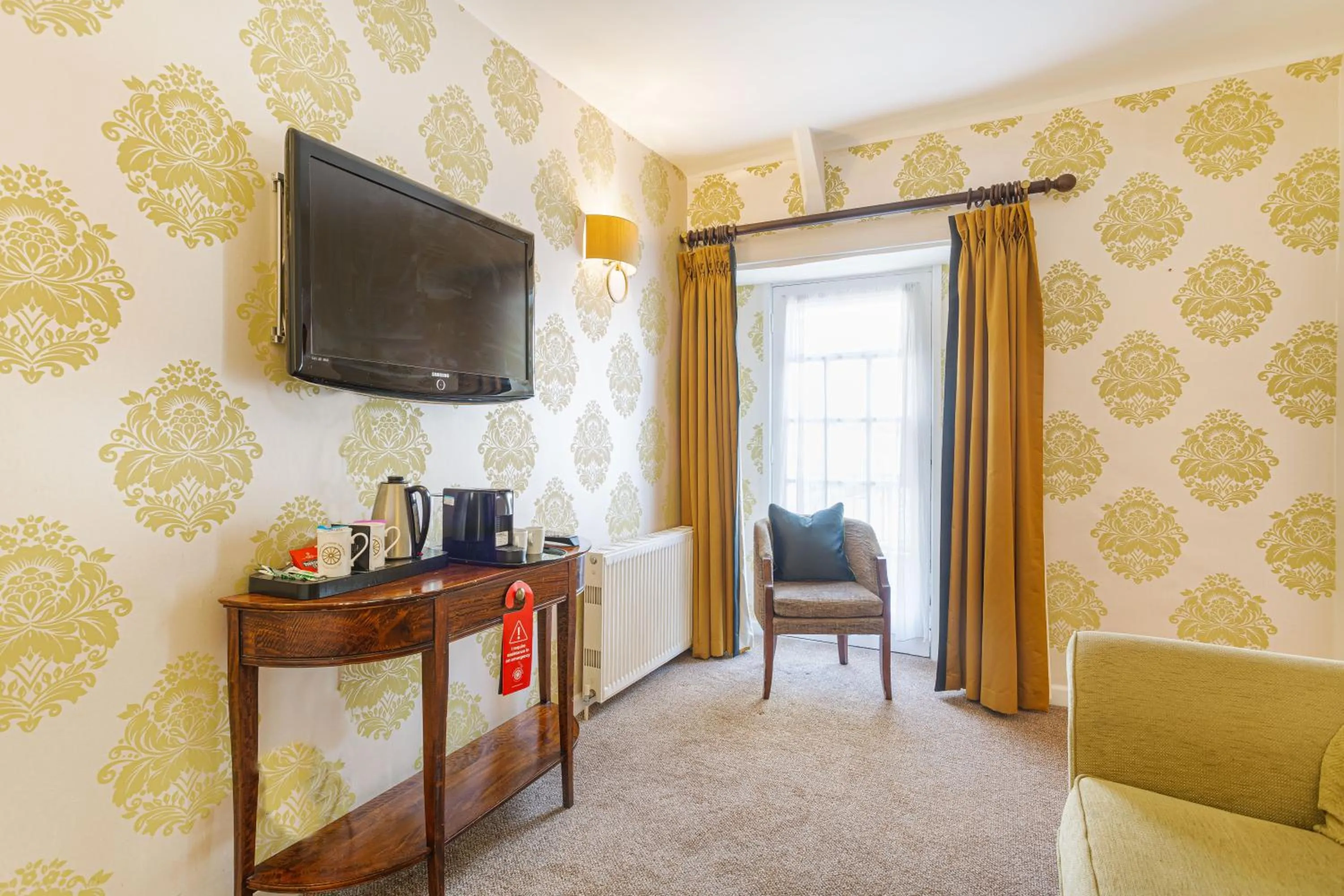 The Swan Hotel, Wells, Somerset - The Coaching Inn Group