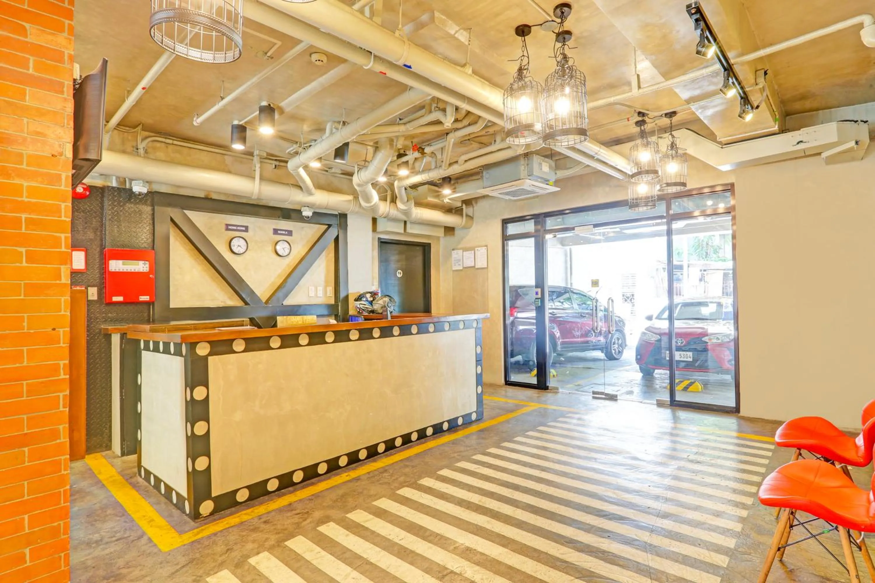 Lobby or reception in Spot On Hostel ,Taguig Manila Formerly MYTOWN HongKong