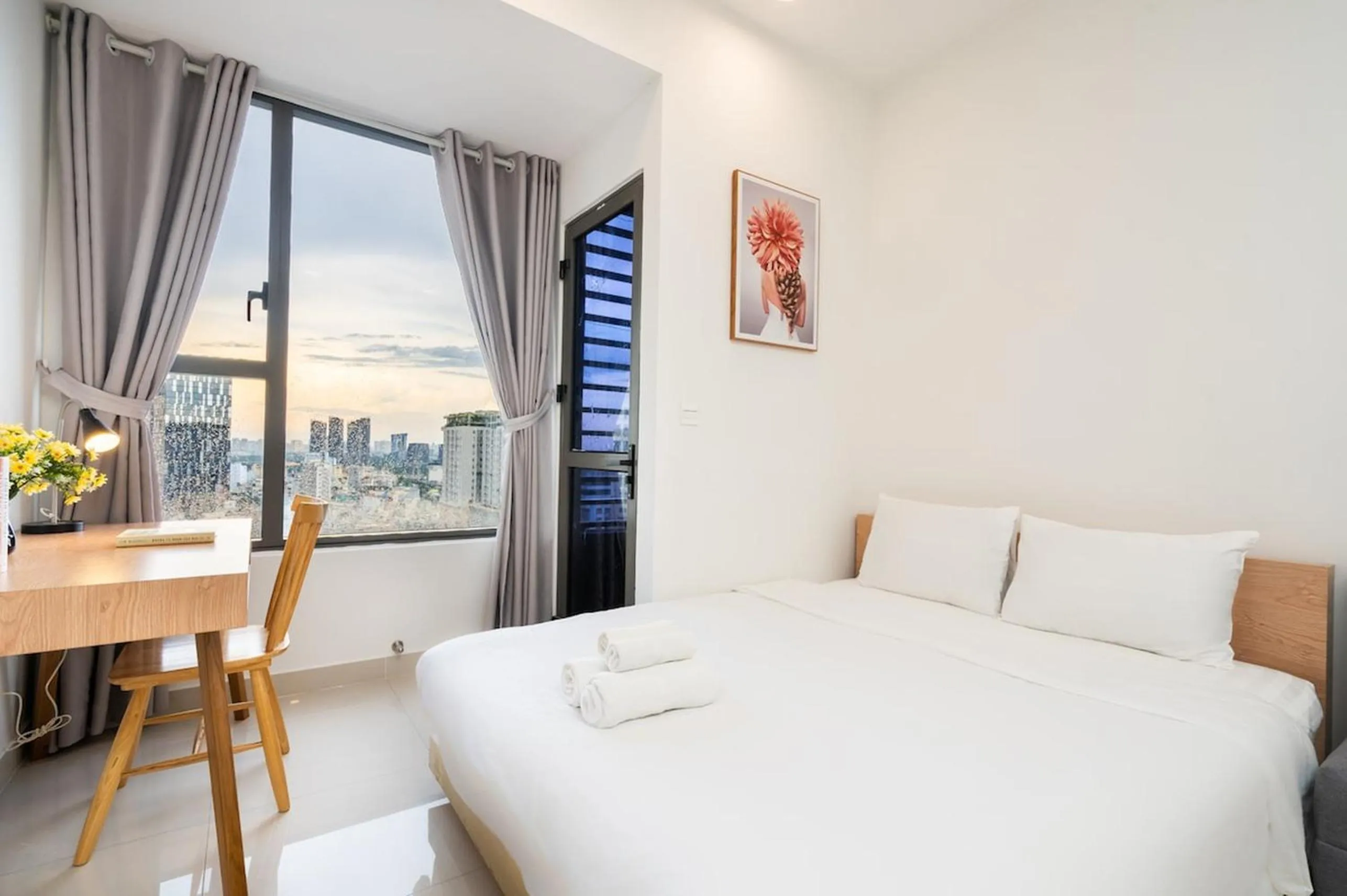 Bed in The RiverGate Apartments & Condo Saigon