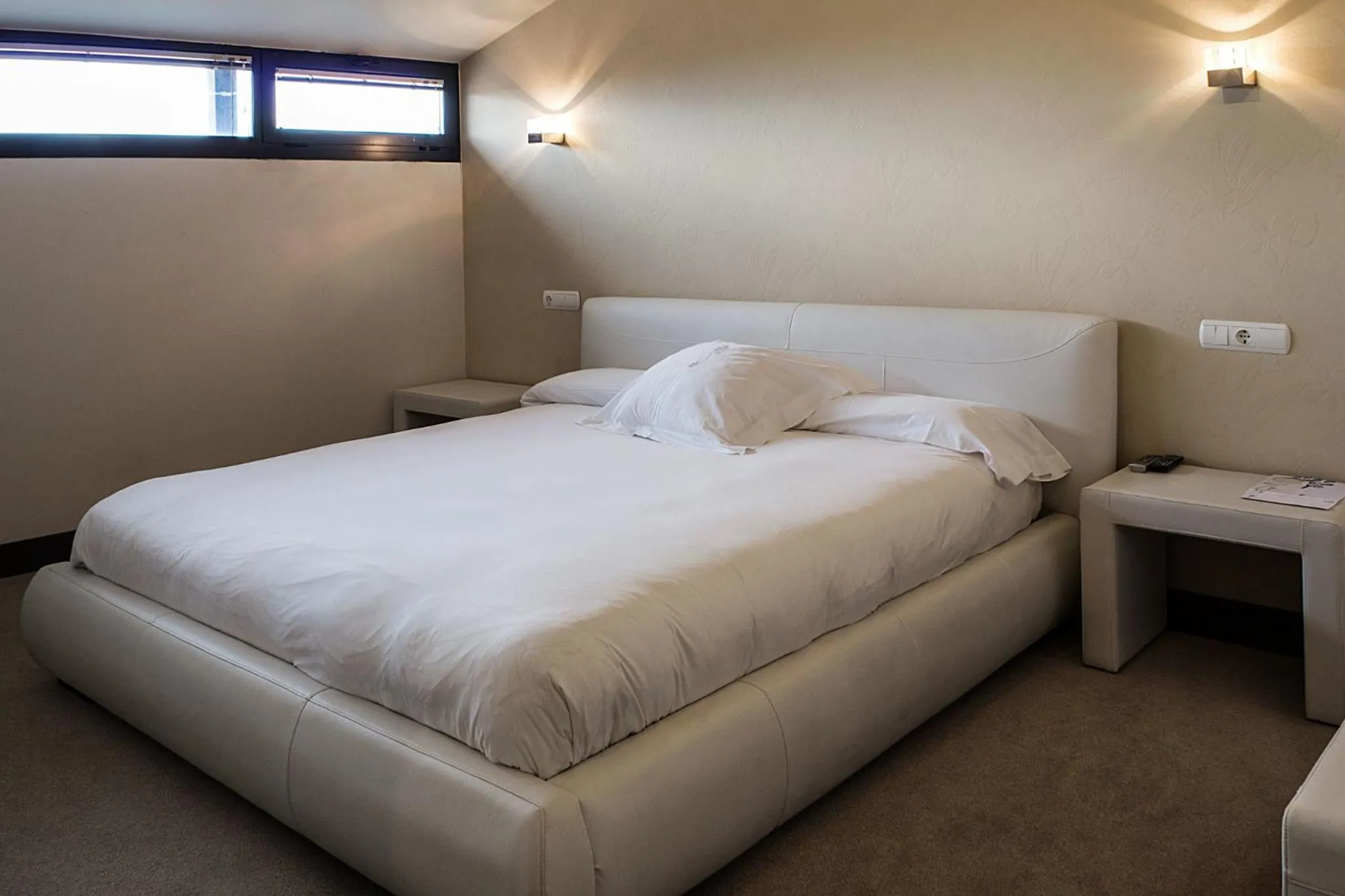 Bed in Hotel Teratermal