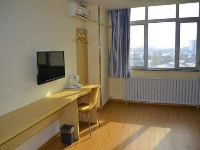 7Days Inn Urumqi Yan An Road Branch