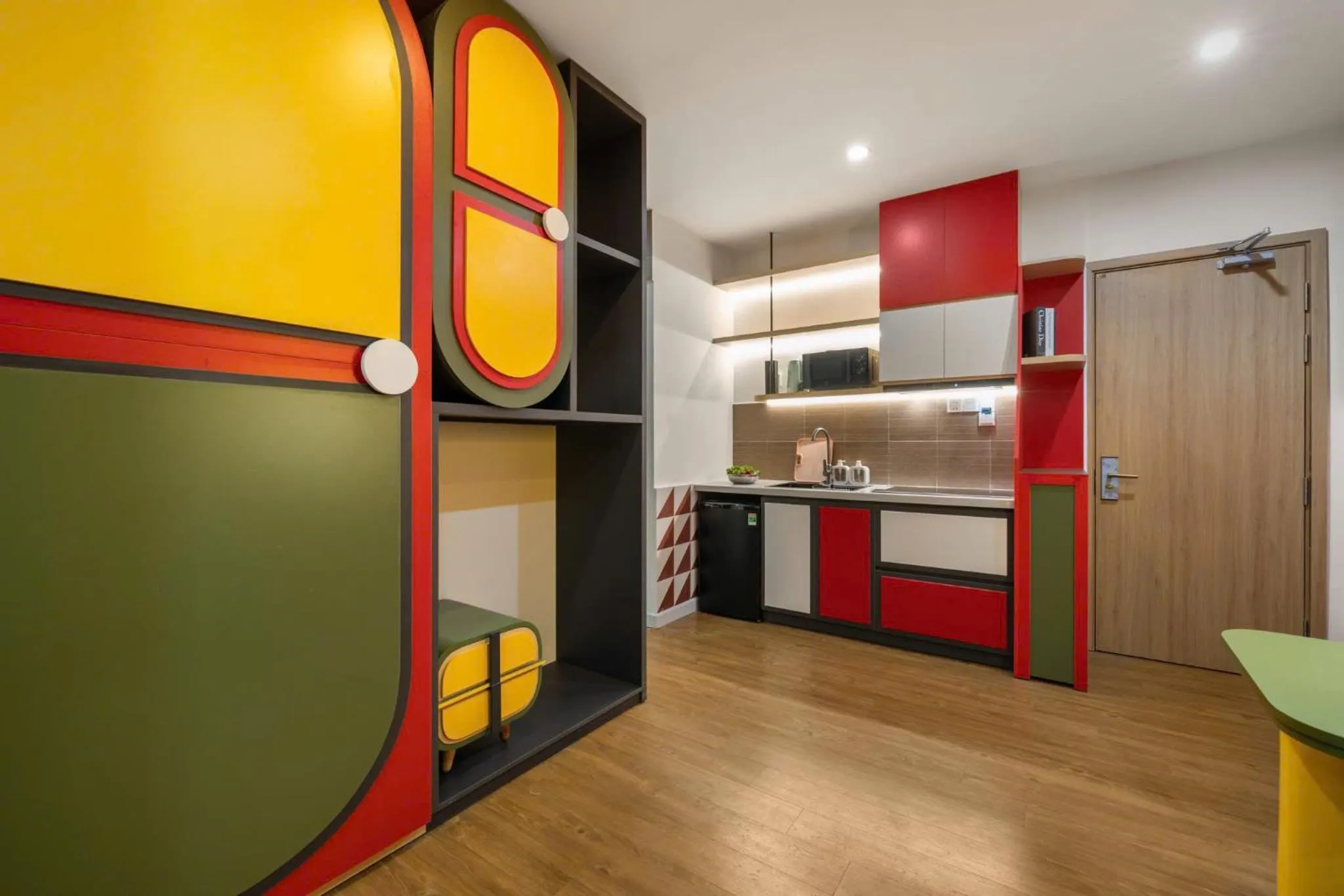 stove in Q Apartment Da Nang