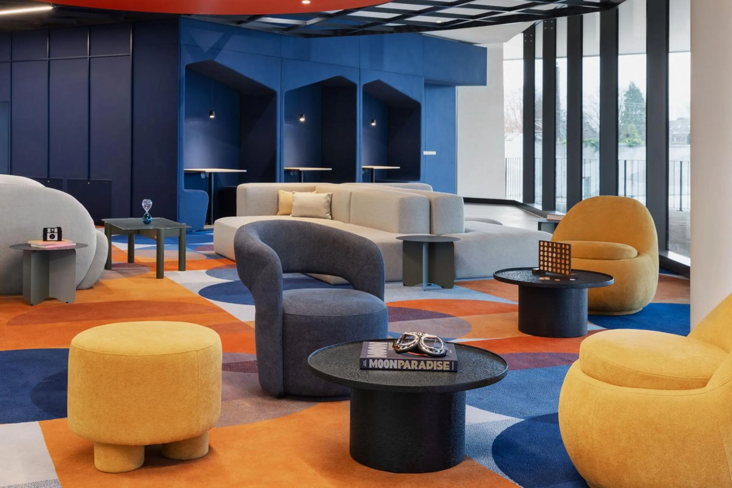 Lounge or bar in The Passenger, a Tribute Portfolio Hotel